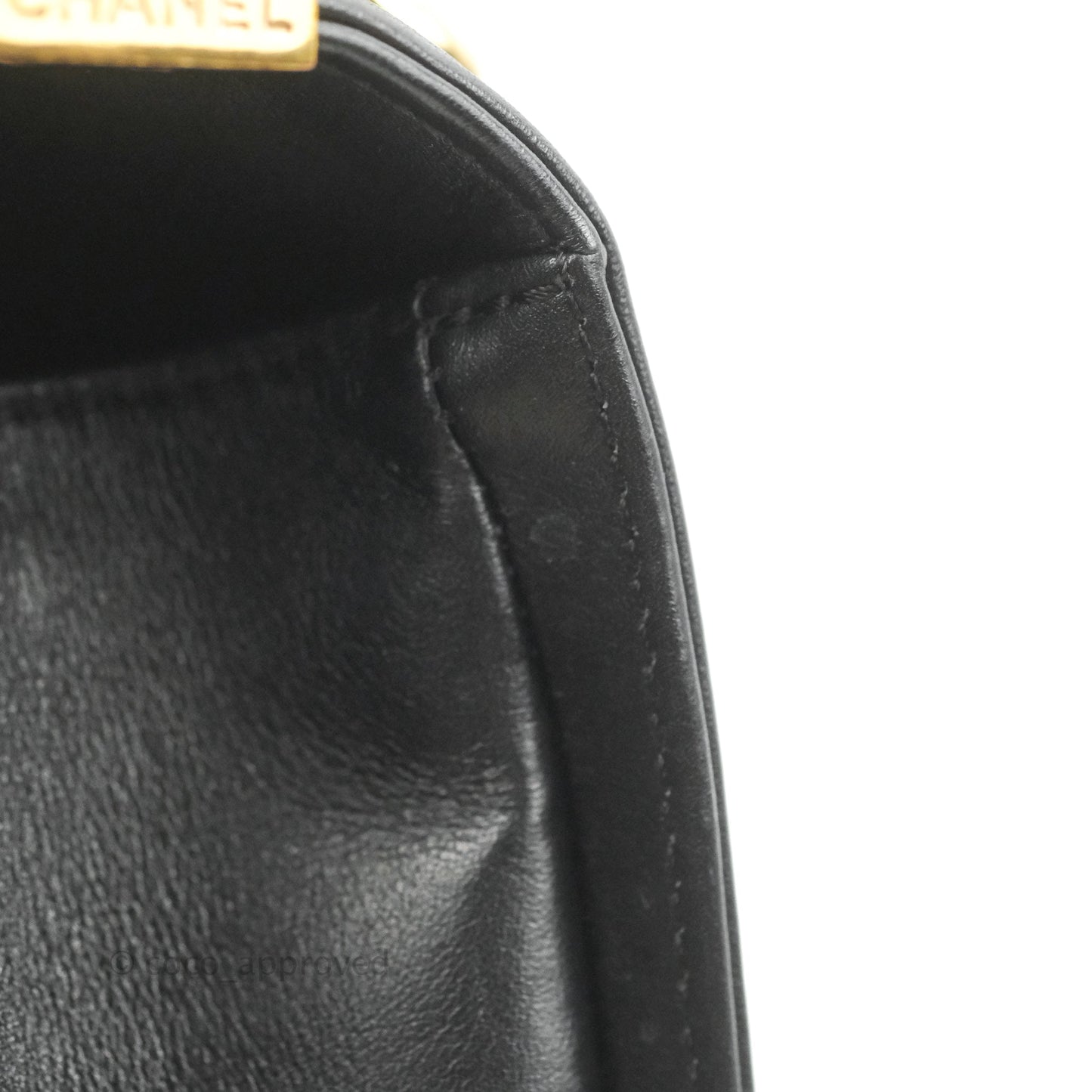 Chanel Chevron Medium Boy Black Calfskin Gold Hardware
