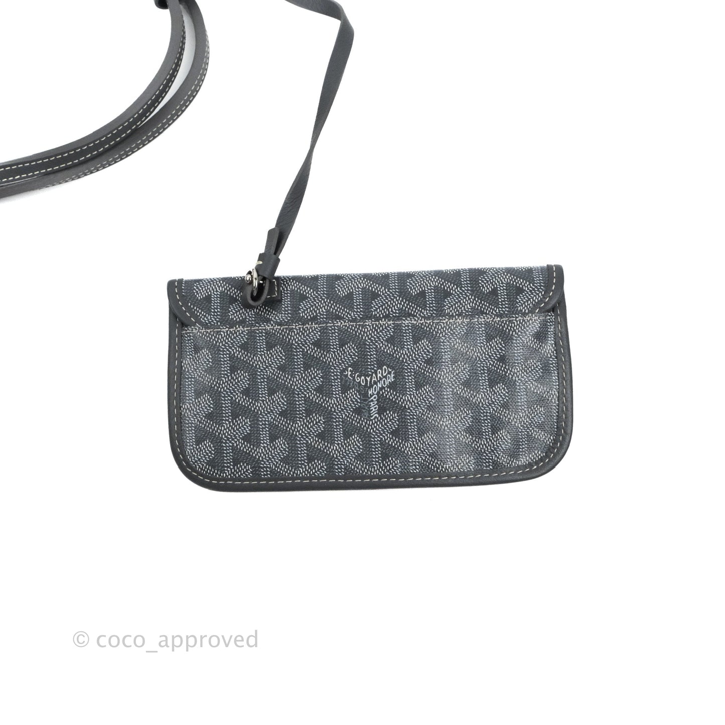 Goyard St Louis Tote PM ⁣⁣⁣⁣⁣⁣⁣⁣⁣⁣⁣⁣⁣⁣⁣⁣⁣⁣⁣⁣Goyardine Canvas Grey