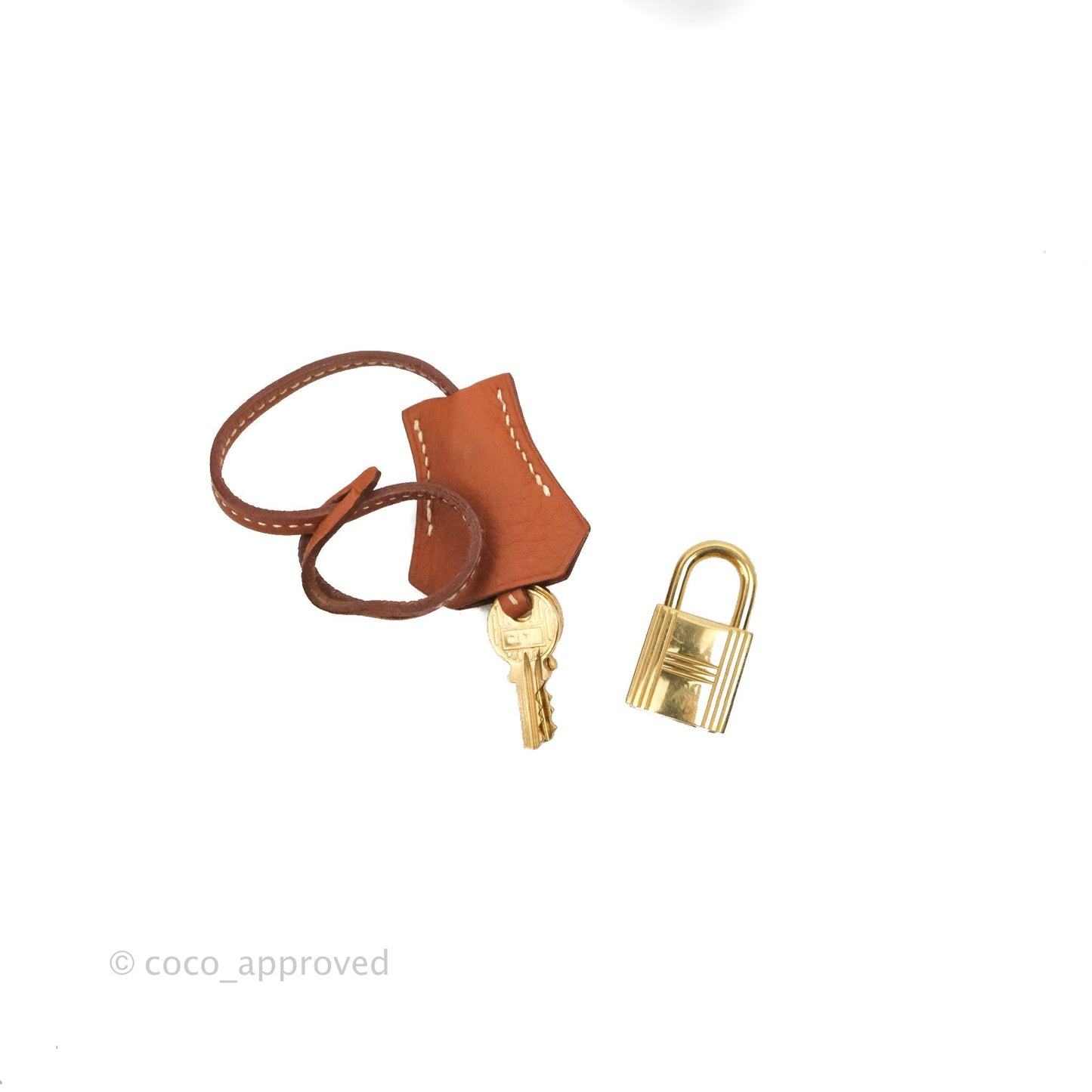 Hermès Kelly 32 Retourne Gold Clemence Gold Hardware