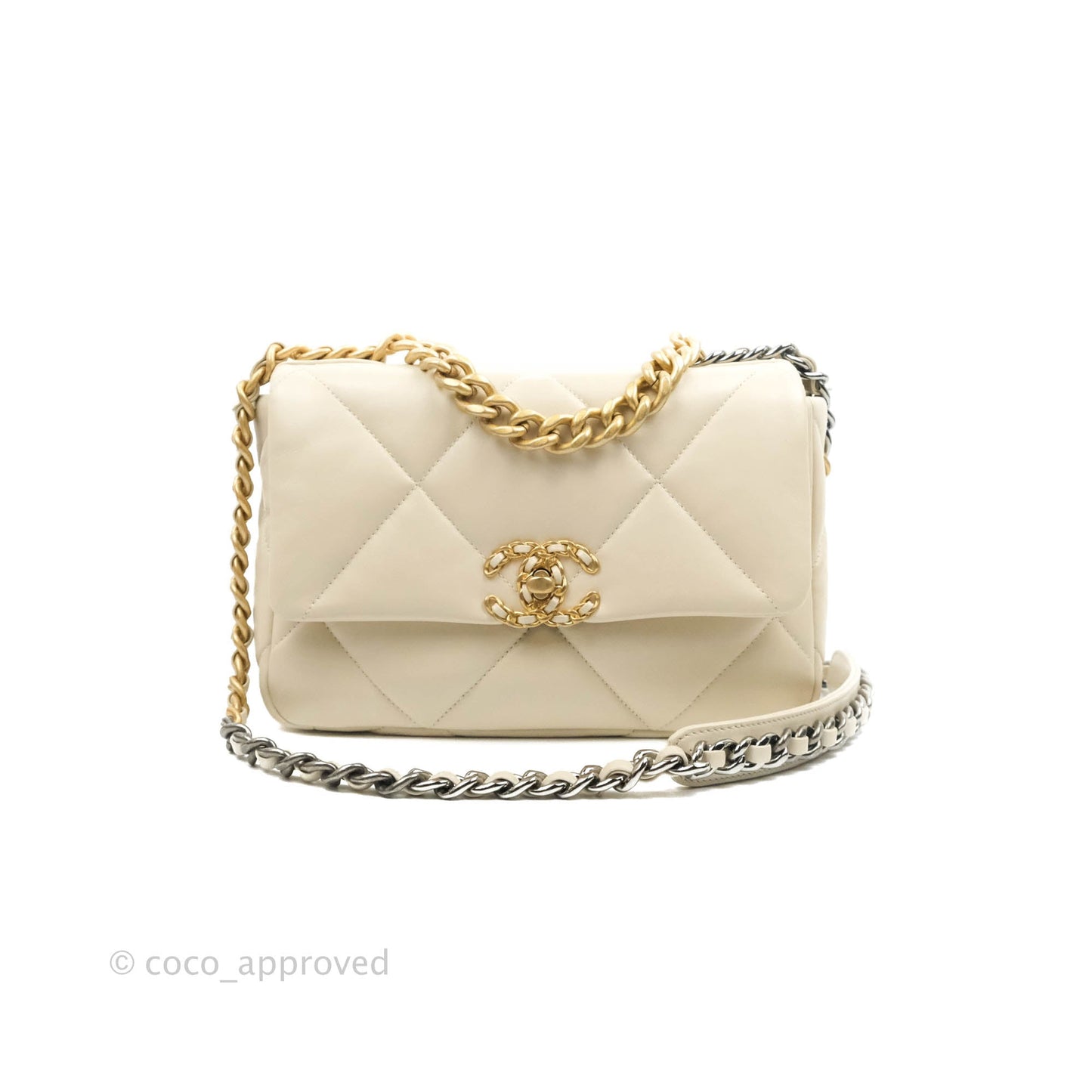 Chanel Small 19 Light Beige Flap Bag⁣ Lambskin Mixed Hardware 21C