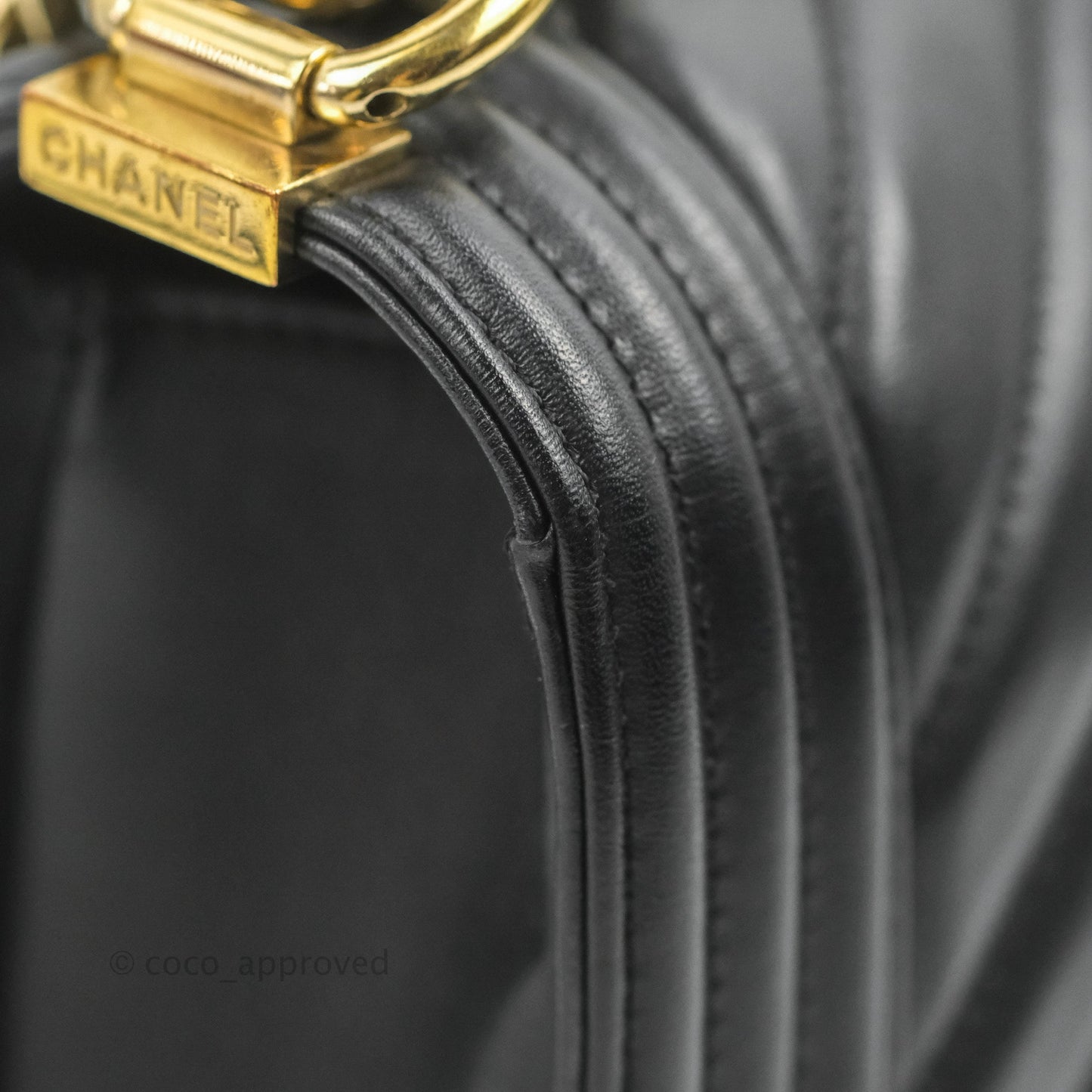Chanel Chevron Medium Boy Black Calfskin Gold Hardware