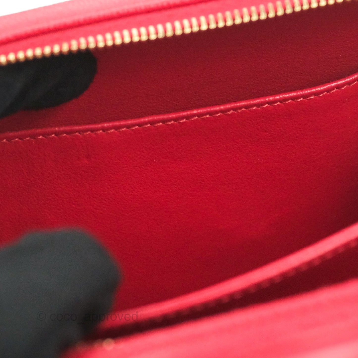 Chanel Quilted Small CC Filigree Vanity Case Red Caviar Gold Hardware