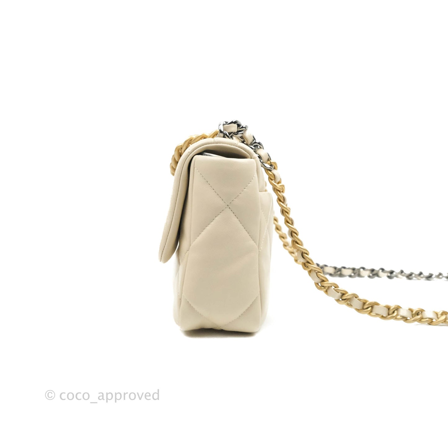 Chanel Small 19 Light Beige Flap Bag⁣ Lambskin Mixed Hardware 21C