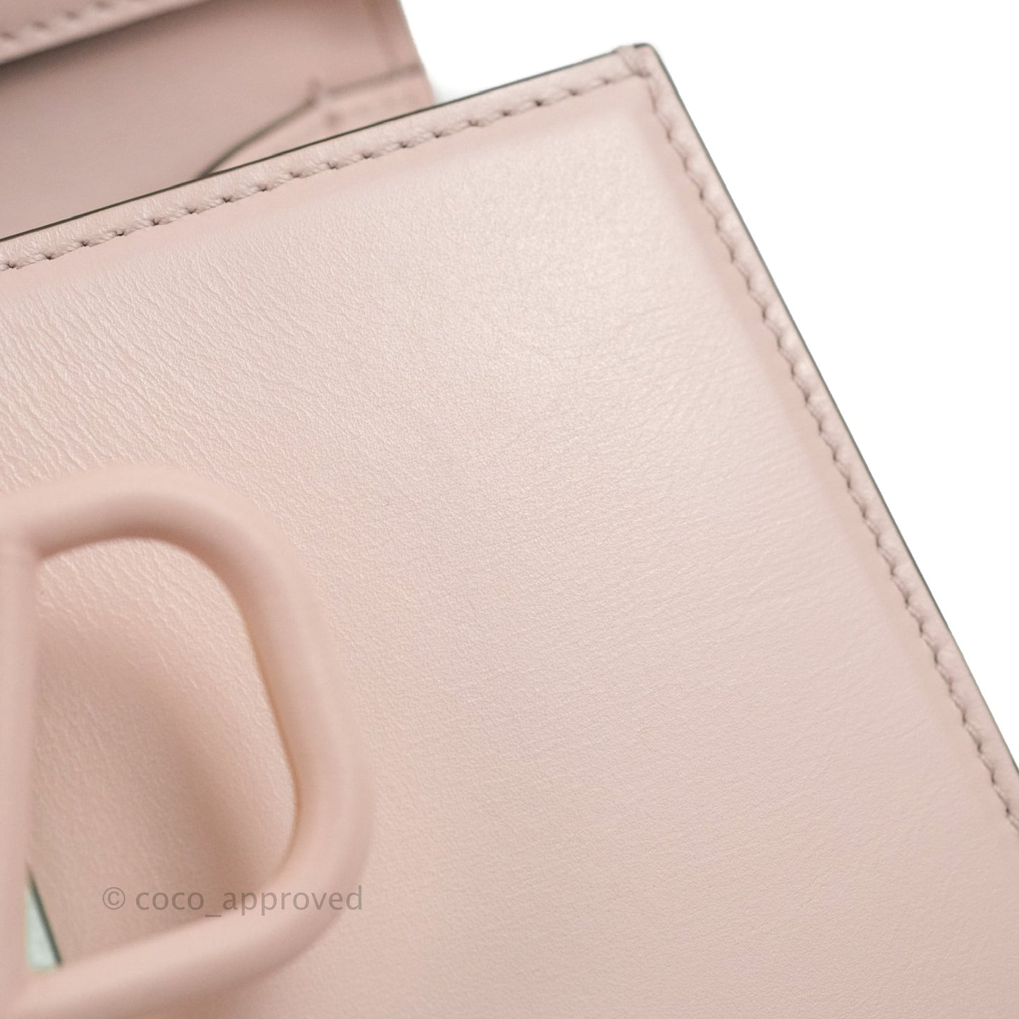 Valentino Garavani Small Vsling Grainy Calfskin Bag Light Pink Aged Gold Hardware