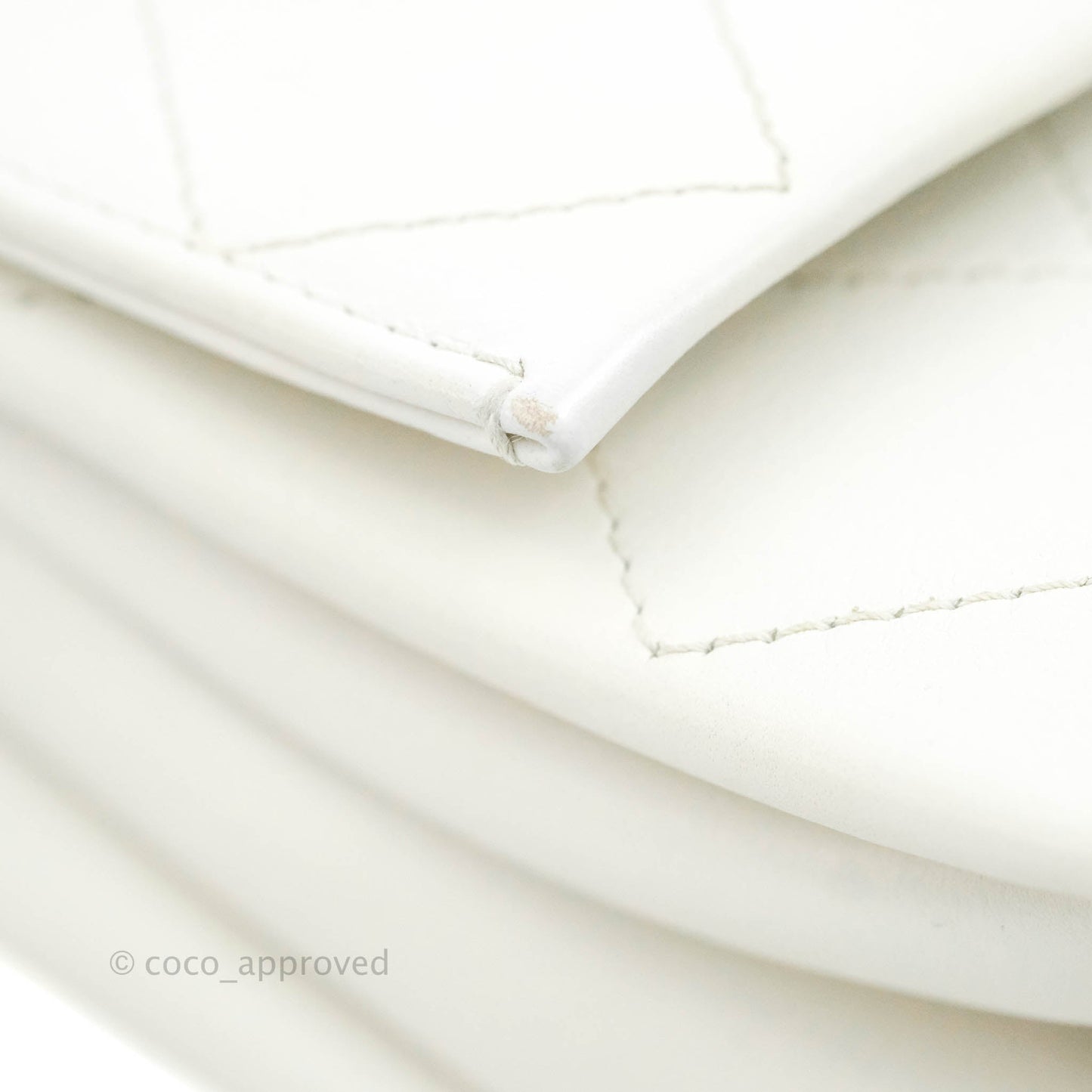 Chanel Flap Bag White Calfskin Gold Hardware 19S