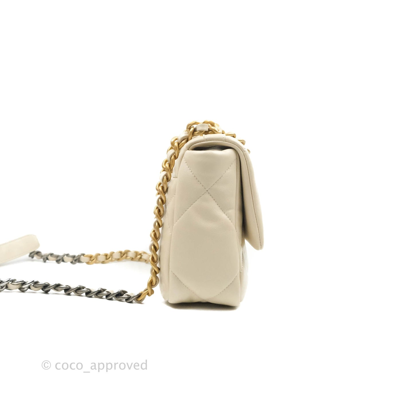 Chanel Small 19 Light Beige Flap Bag⁣ Lambskin Mixed Hardware 21C