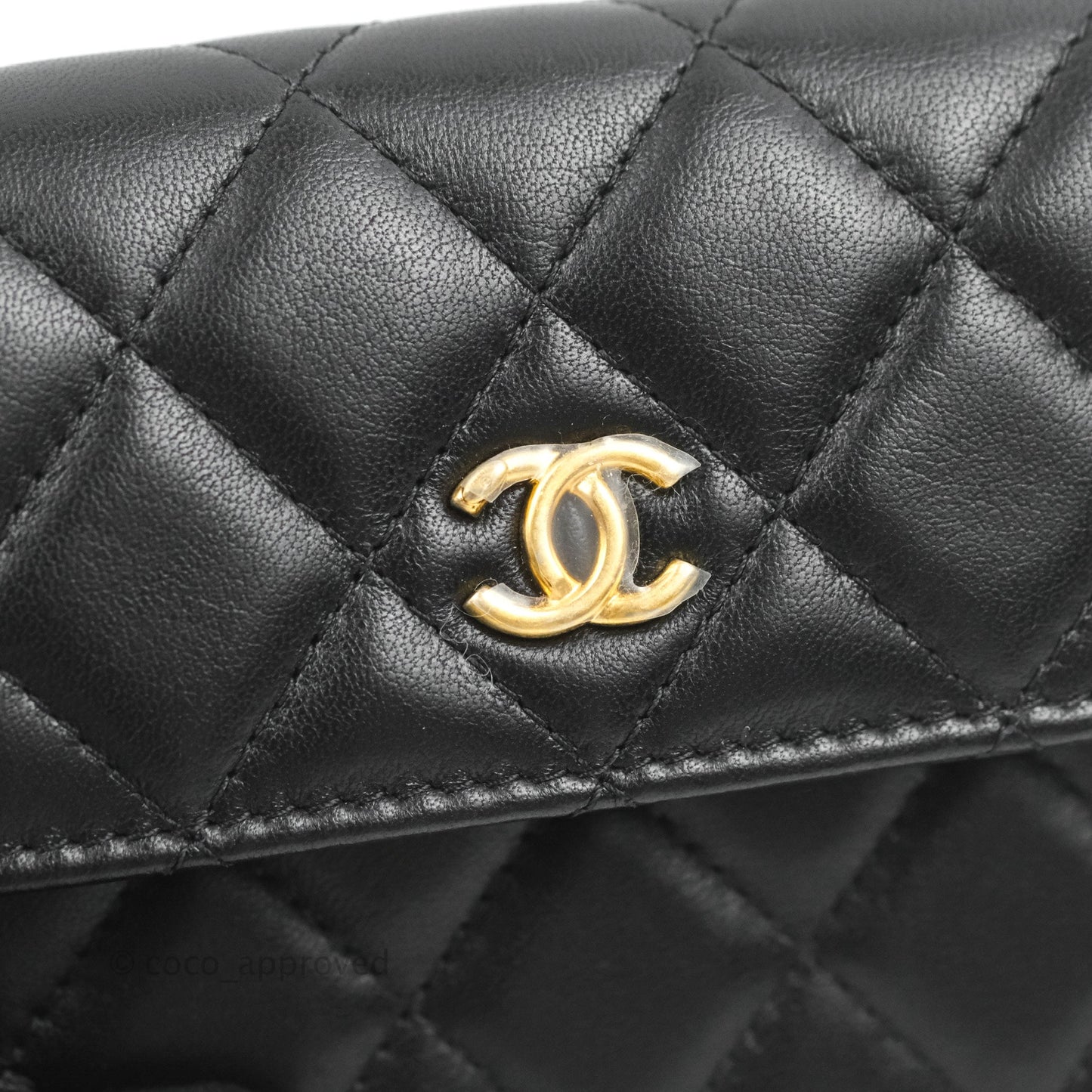 Chanel Pearl Crush Card Holder Black Lambskin Aged Gold Hardware