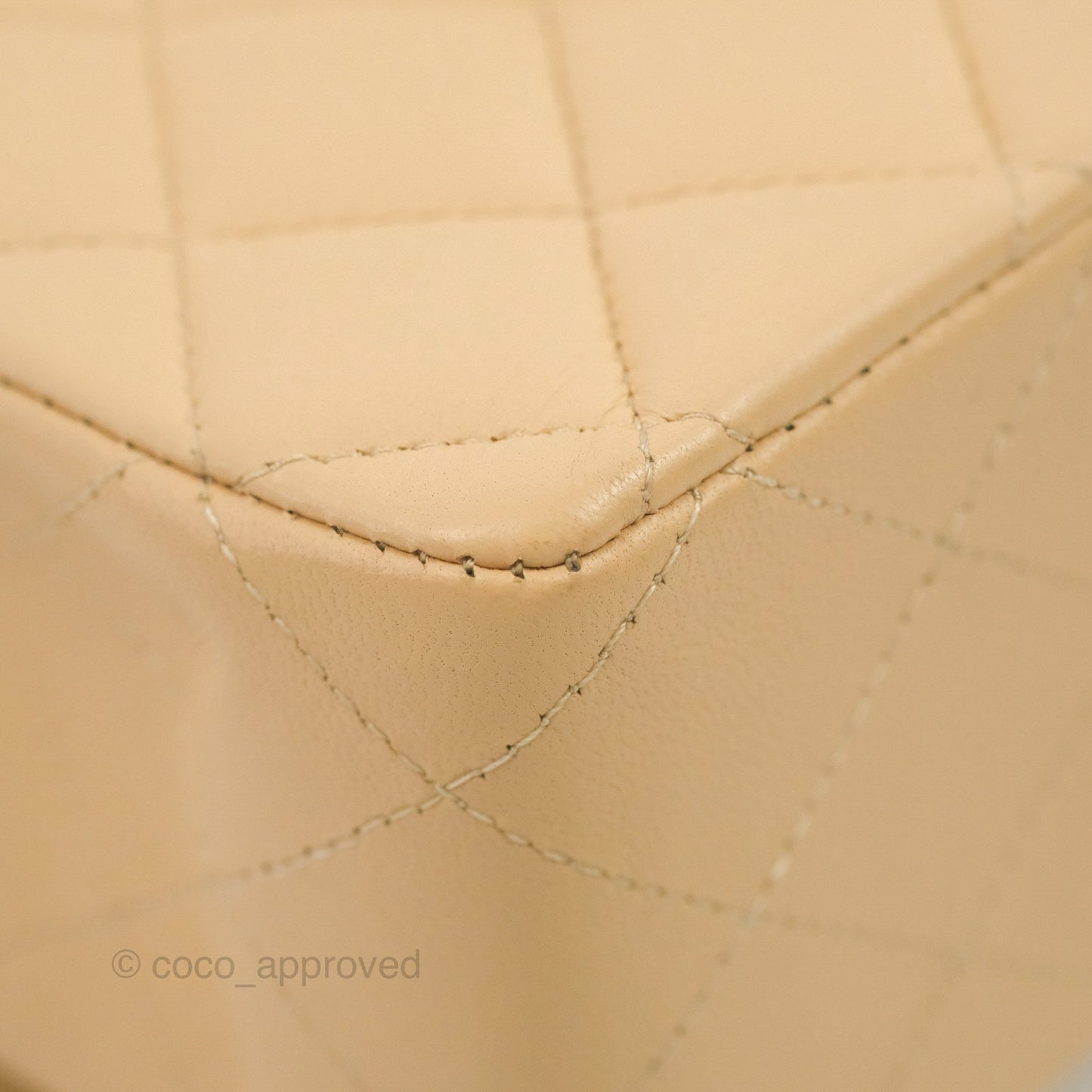 Chanel Classic M/L Medium Flap Quilted Beige Lambskin Gold Hardware