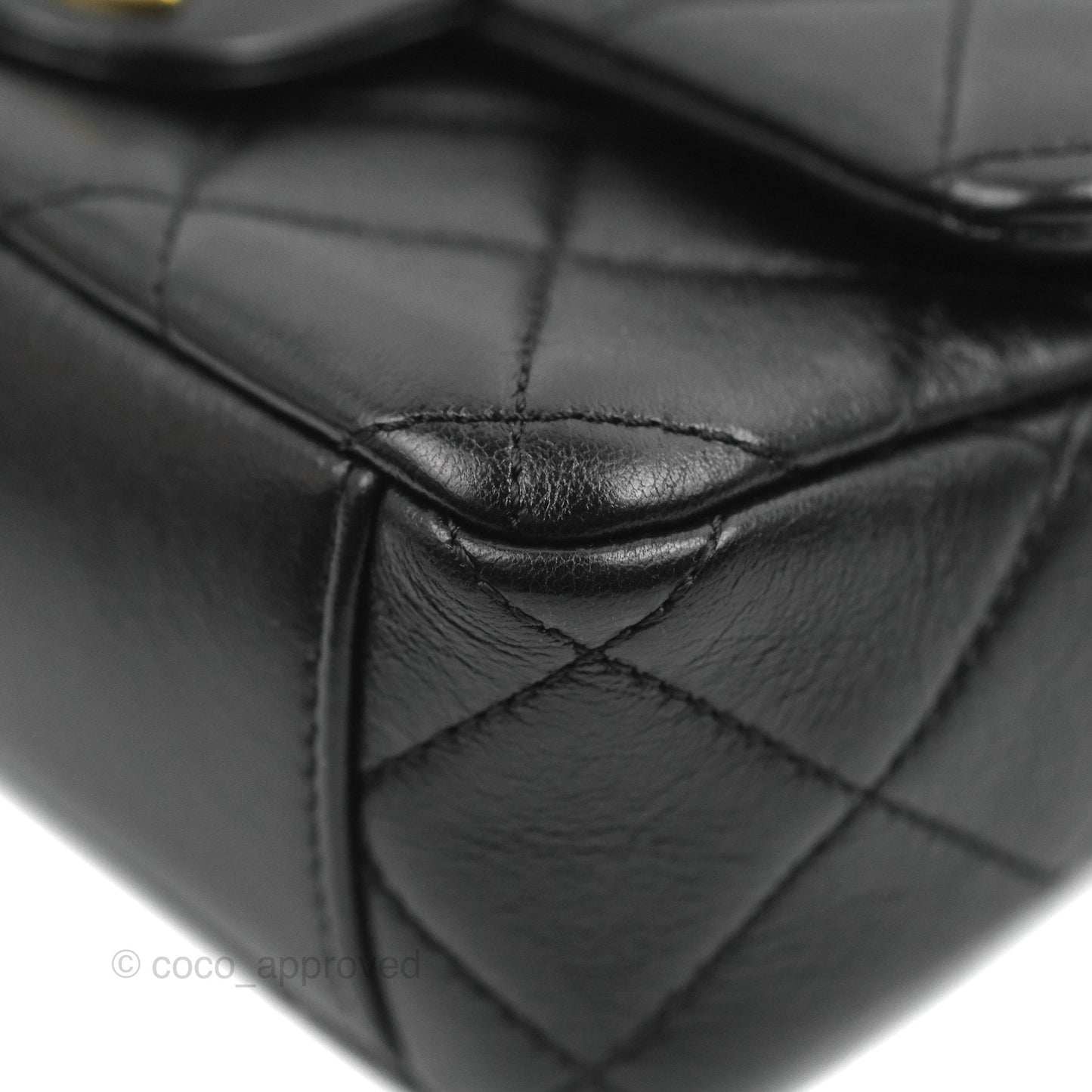 Chanel Flap Chain Bag Black Shiny Calfskin Aged Gold Hardware