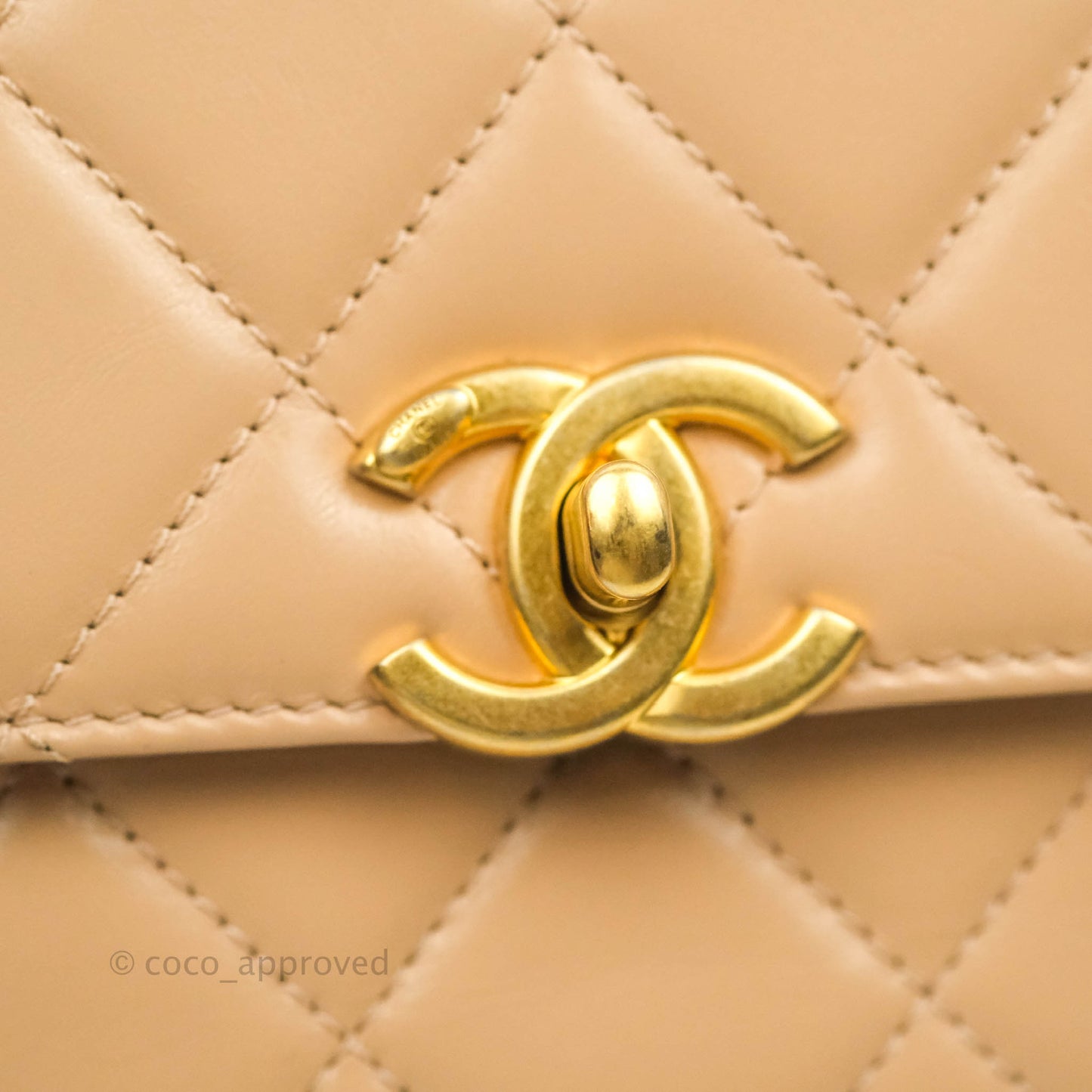 Chanel Quilted Mini Perfect Fit Adjustable Beige Calfskin Gold Hardware 21A