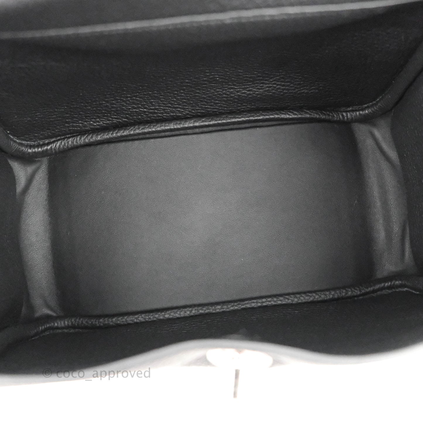 Hermès Lindy 26 Black Taurillon Clemence Palladium Hardware
