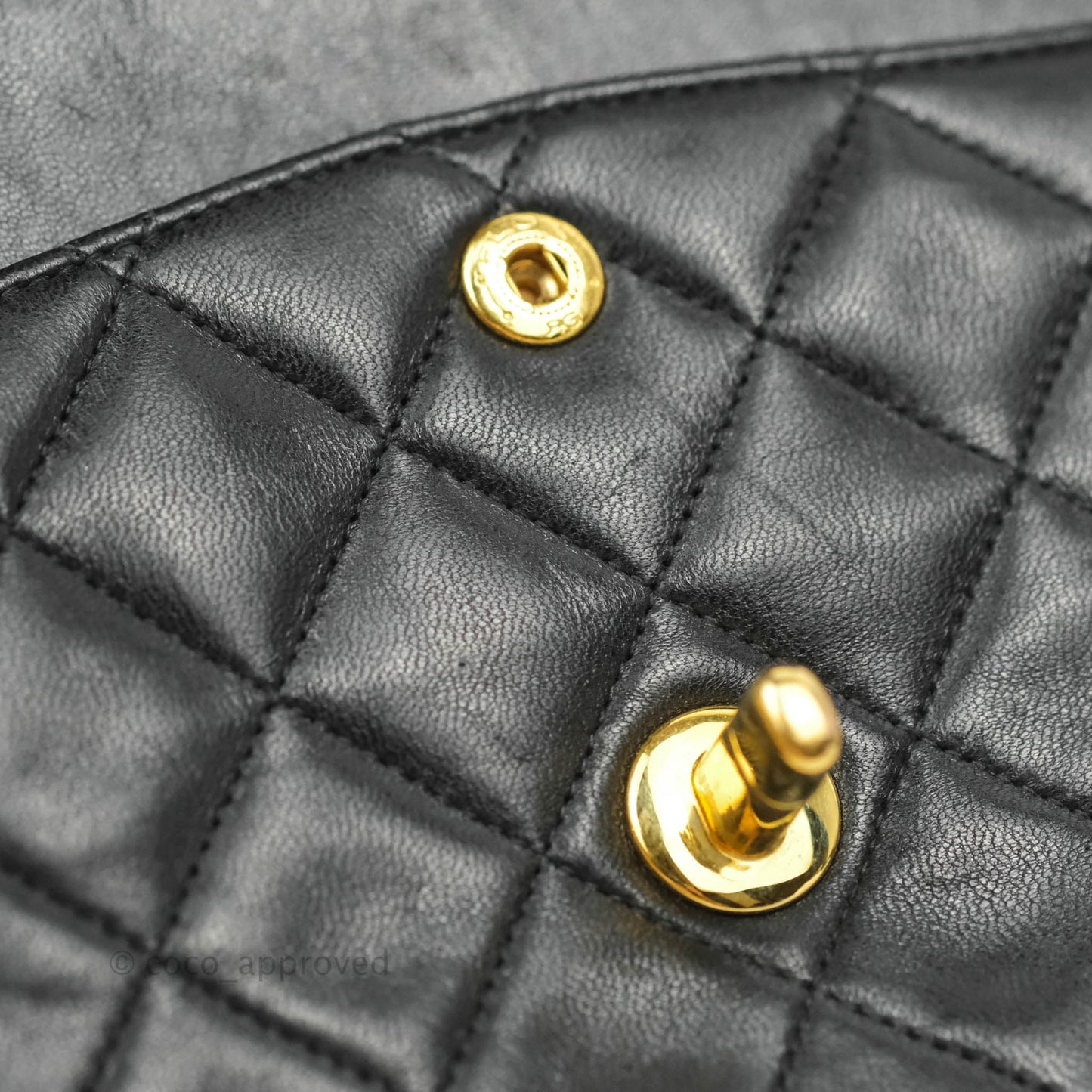 Chanel Vintage Classic M/L Medium Double Flap Bag Black Lambskin 24K Gold Hardware