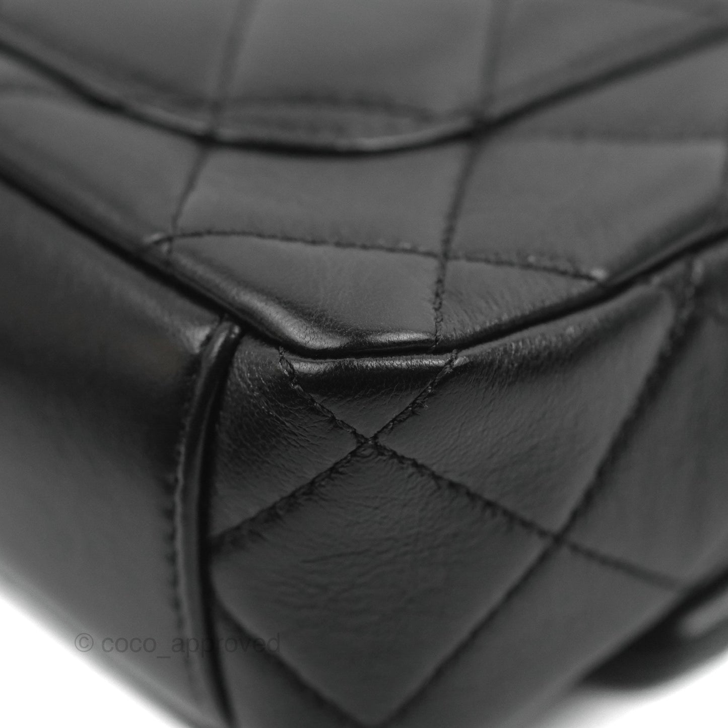 Chanel Flap Chain Bag Black Shiny Calfskin Aged Gold Hardware