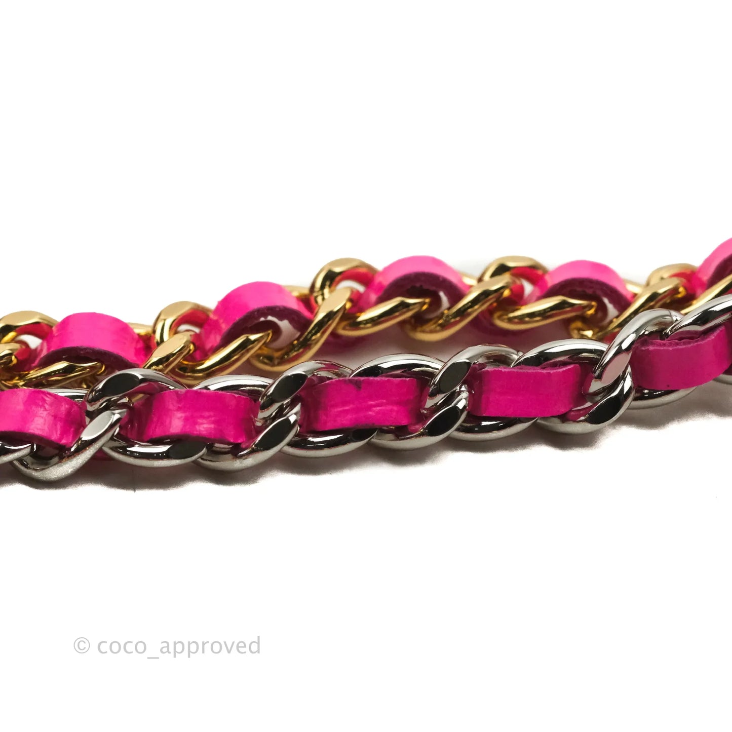 Chanel Gabrielle Clutch With Chain Goatskin Neo Pink Mixed Hardware