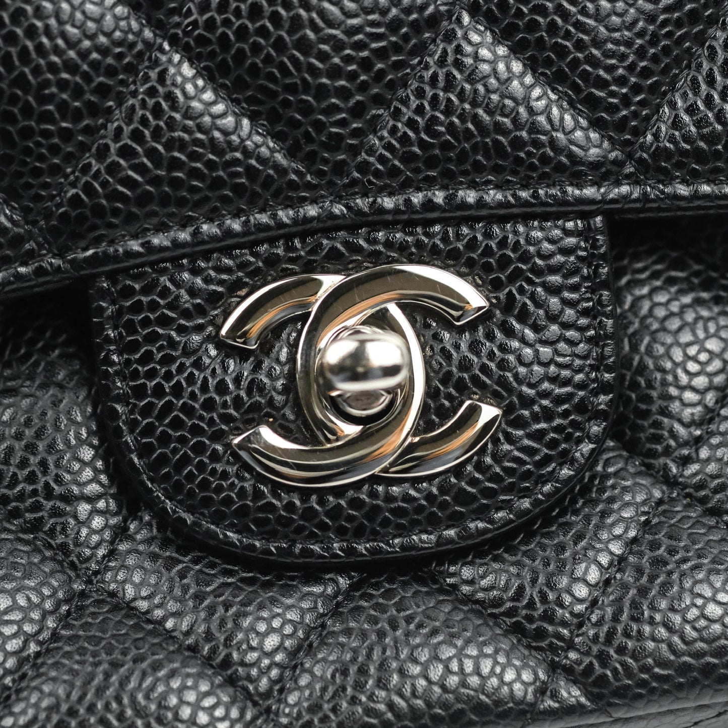 Chanel Classic M/L Medium Flap Quilted Black Caviar Silver Hardware