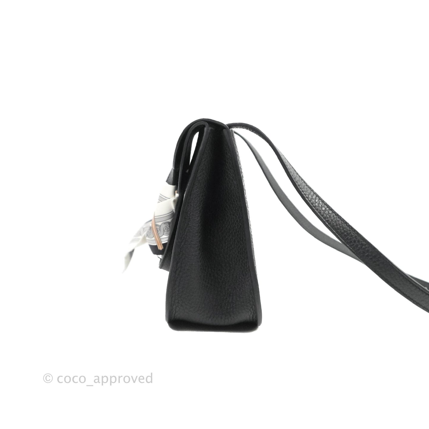 Hermès Halzan 25 Black Gold Hardware With Twilly
