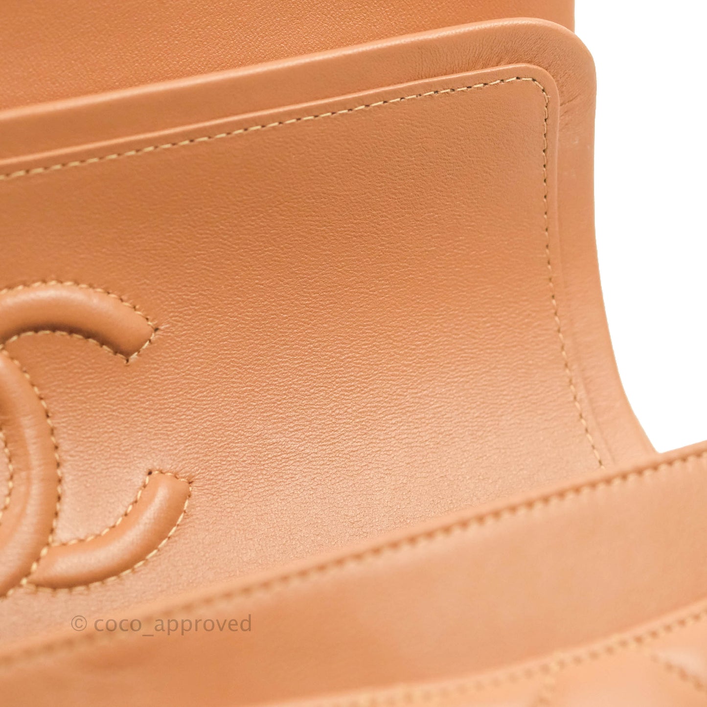 Chanel Classic Small S/M Flap Dark Beige Caramel Lambskin Gold Hardware 22S