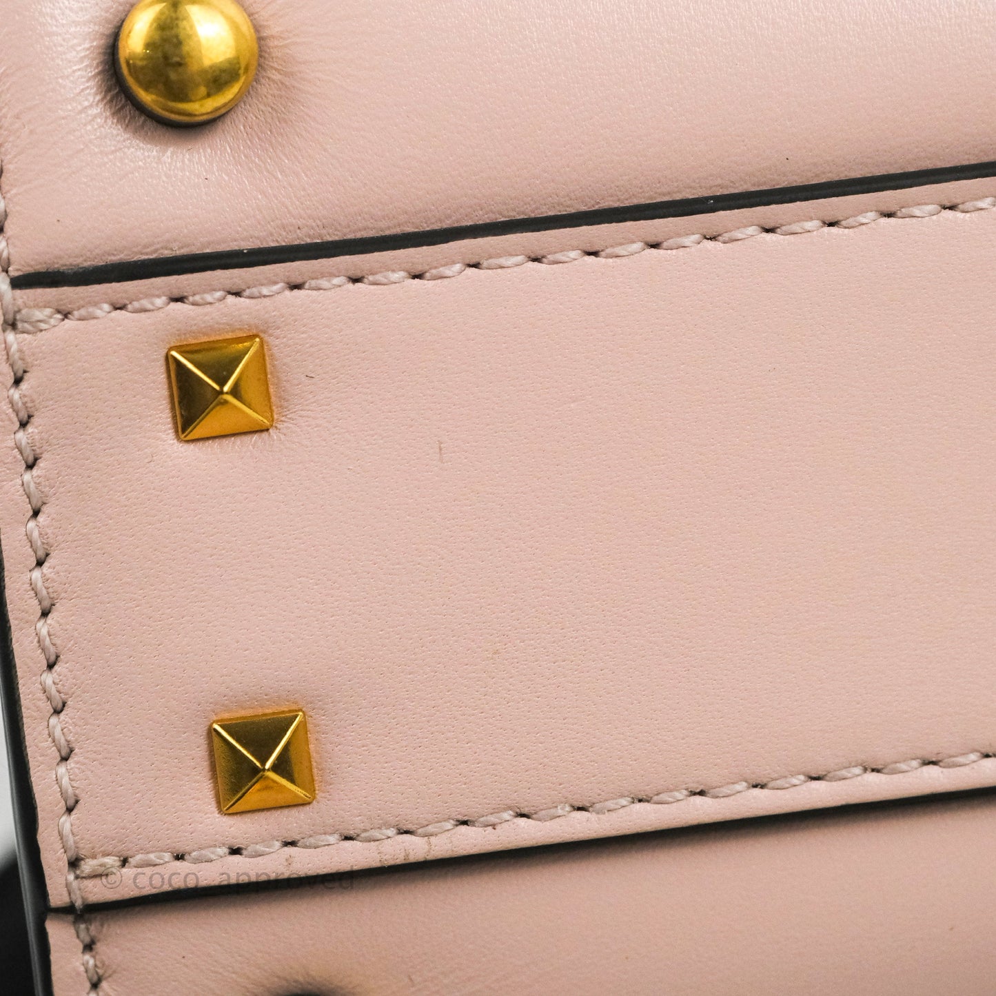 Valentino Garavani Small Vsling Grainy Calfskin Bag Light Pink Aged Gold Hardware