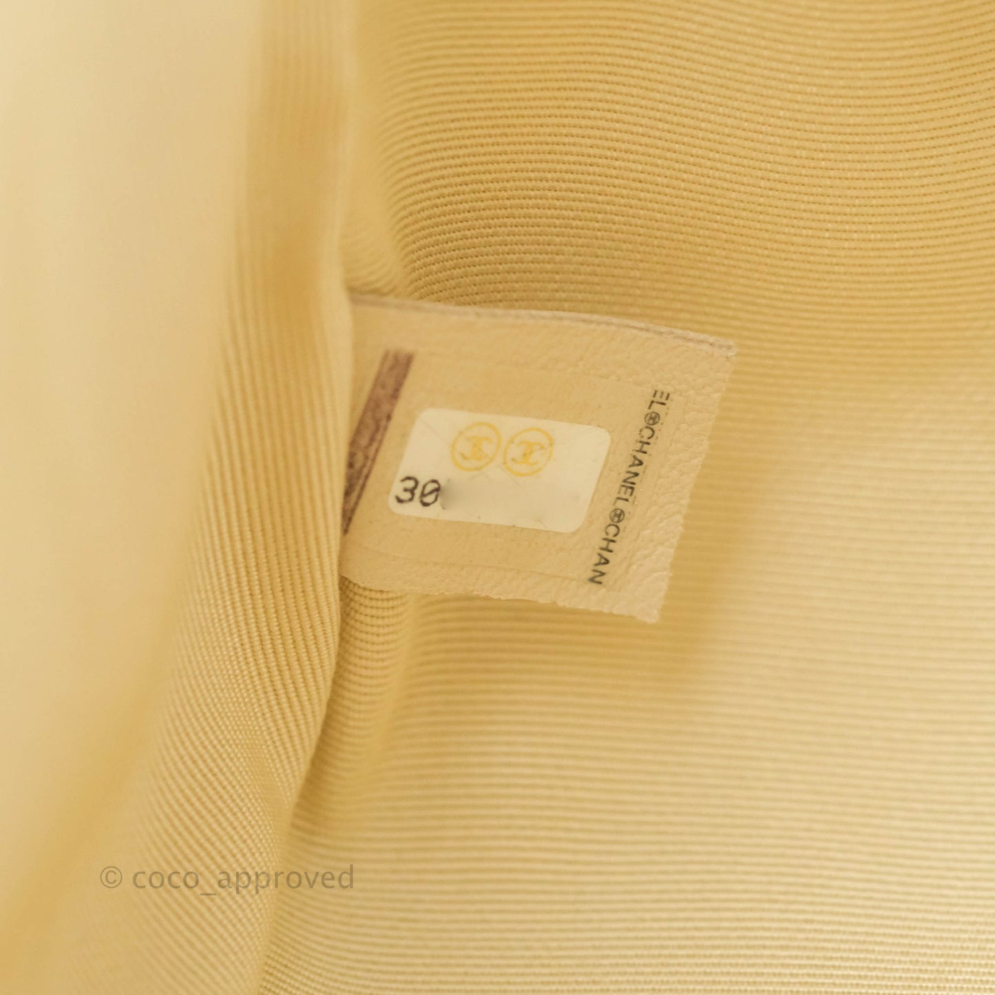 Chanel Small 19 Light Beige Flap Bag⁣ Lambskin Mixed Hardware 21C