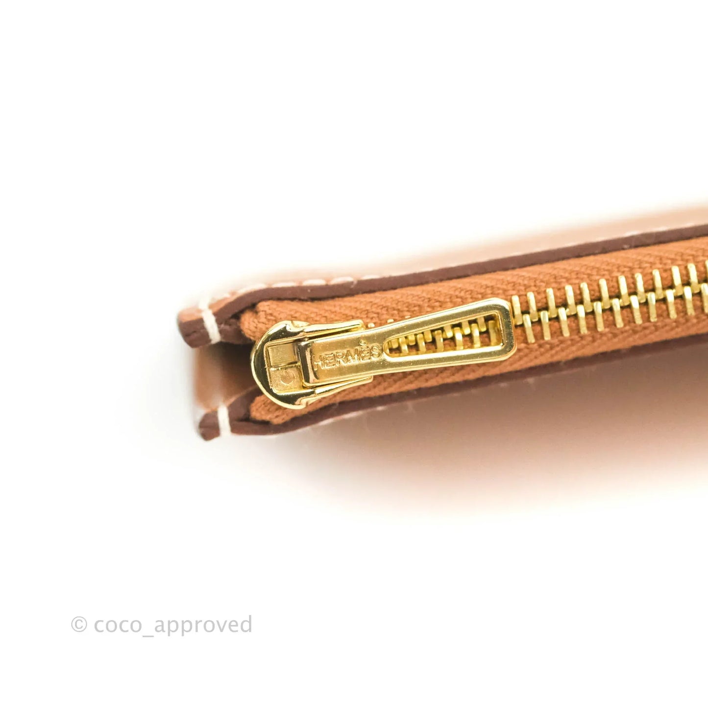 Hermès Roulis Slim Wallet Gold Gold Hardware