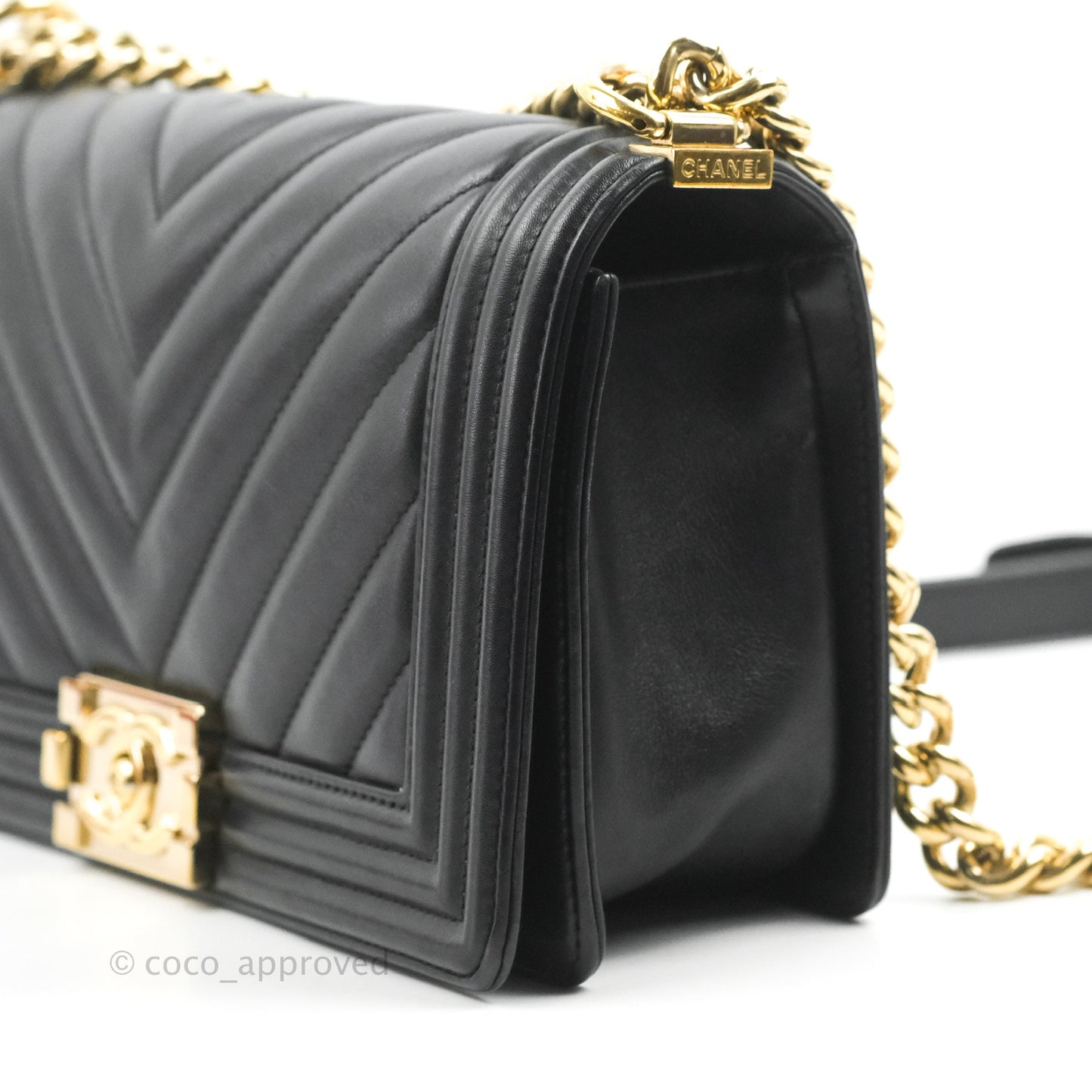 Chanel Chevron Medium Boy Black Calfskin Gold Hardware