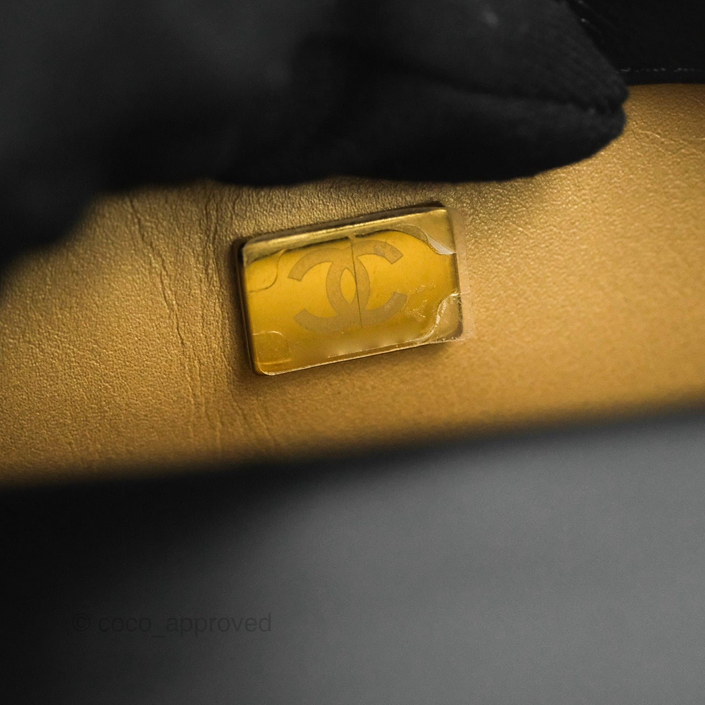 Chanel Flap Chain Bag Black Shiny Calfskin Aged Gold Hardware