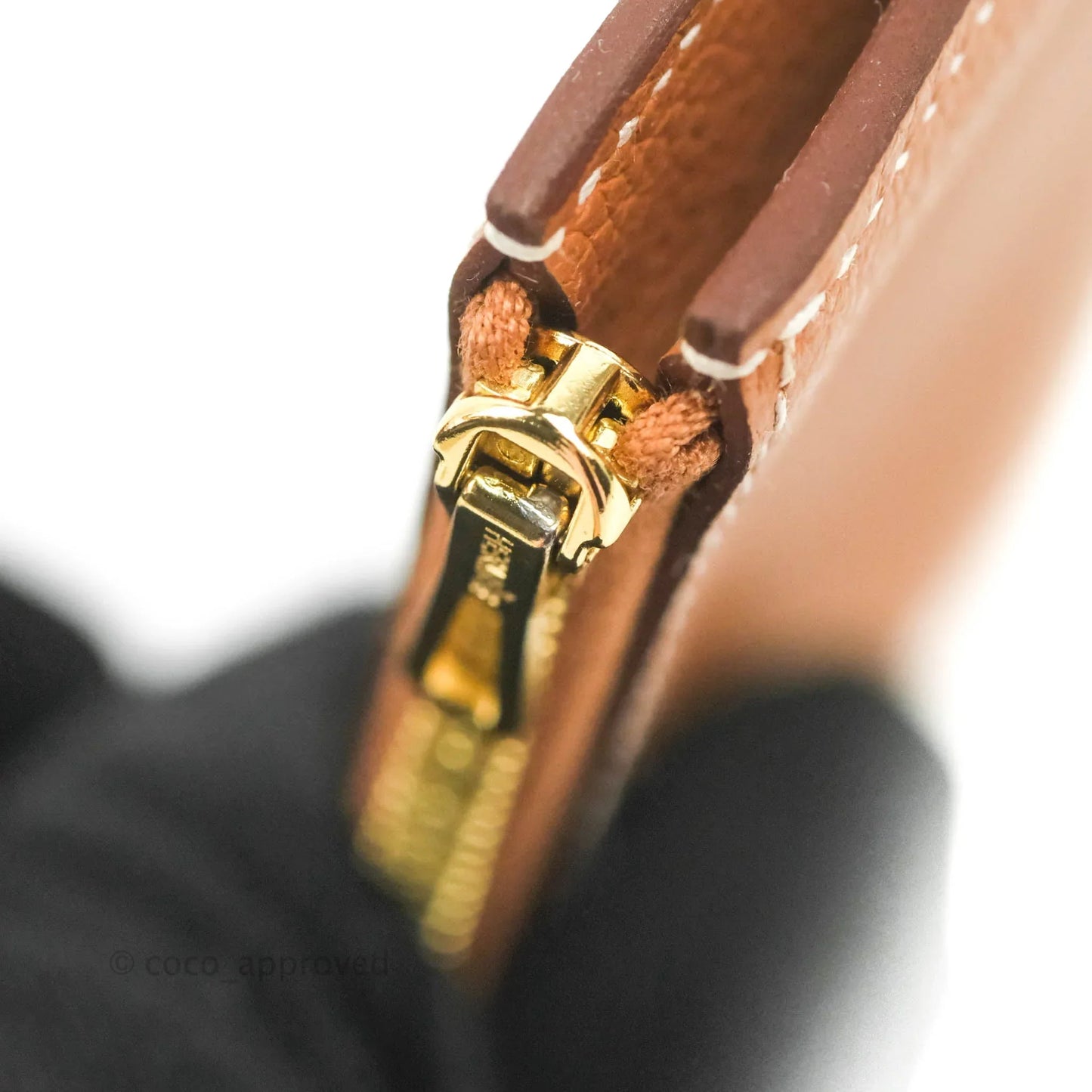 Hermès Roulis Slim Wallet Gold Gold Hardware