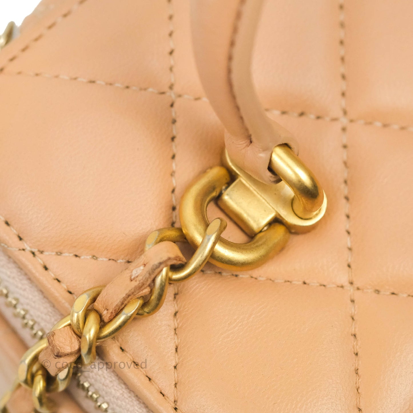 Chanel Vanity Rectangular Top Handle Beige Lambskin Aged Gold Hardware