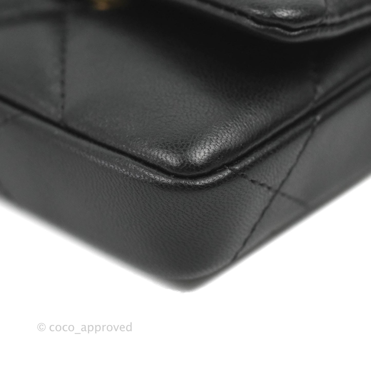Chanel 19 Belt Bag Black Mixed Hardware