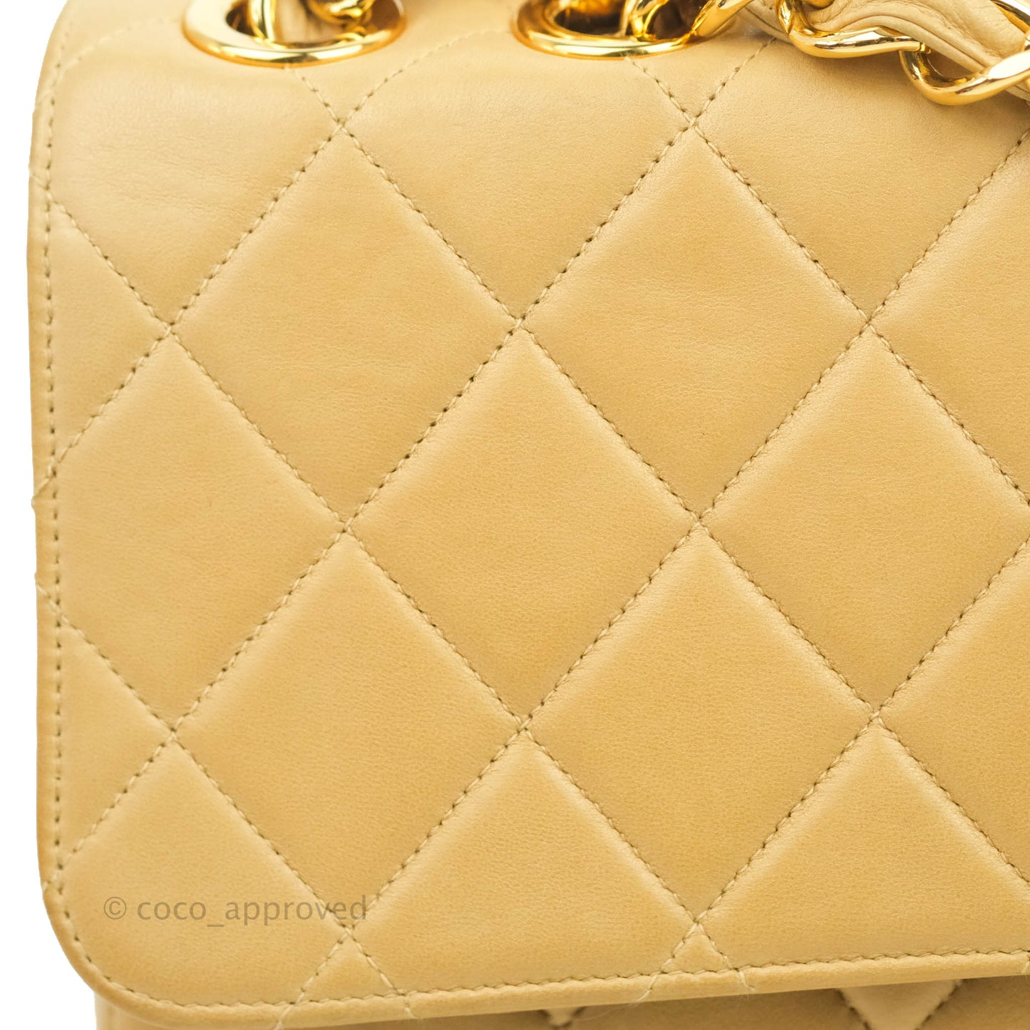 Chanel Classic Vintage Jumbo Single Flap Beige Lambskin Gold Hardware