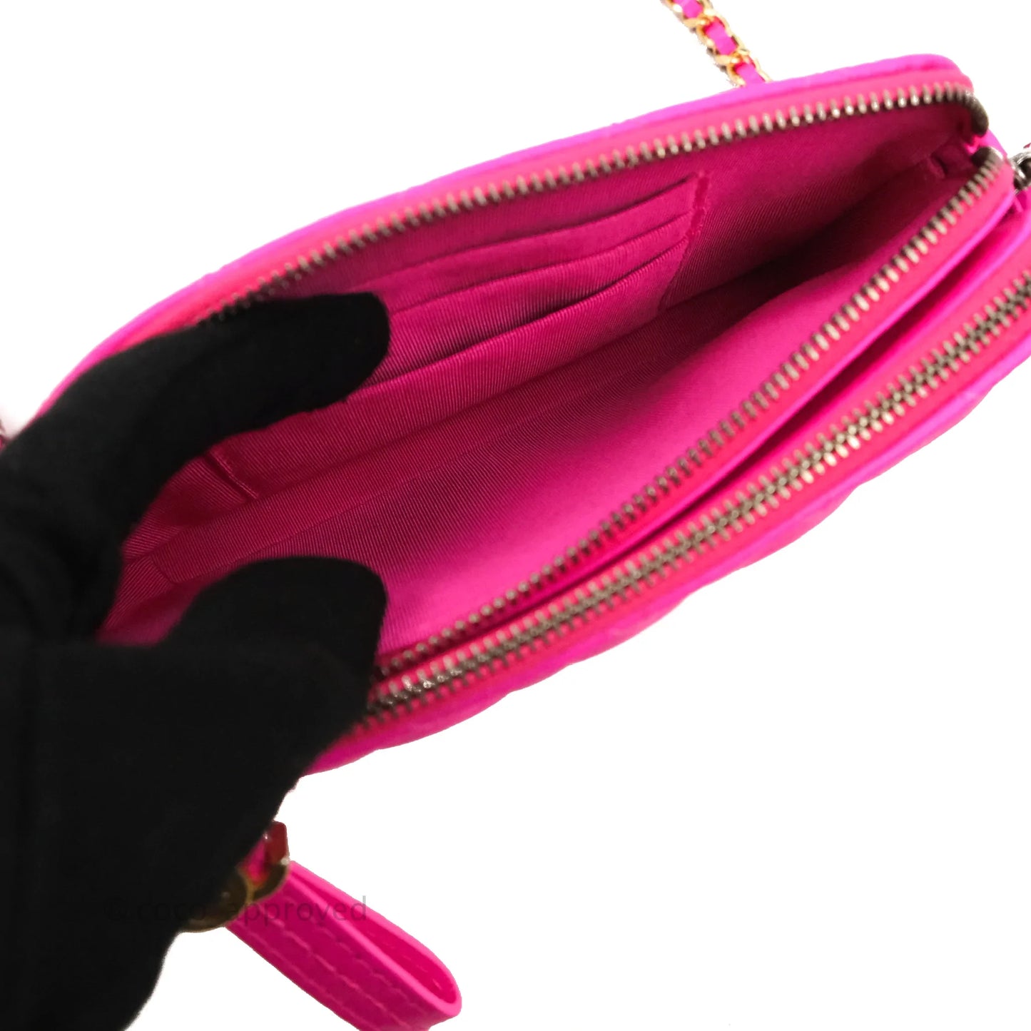 Chanel Gabrielle Clutch With Chain Goatskin Neo Pink Mixed Hardware