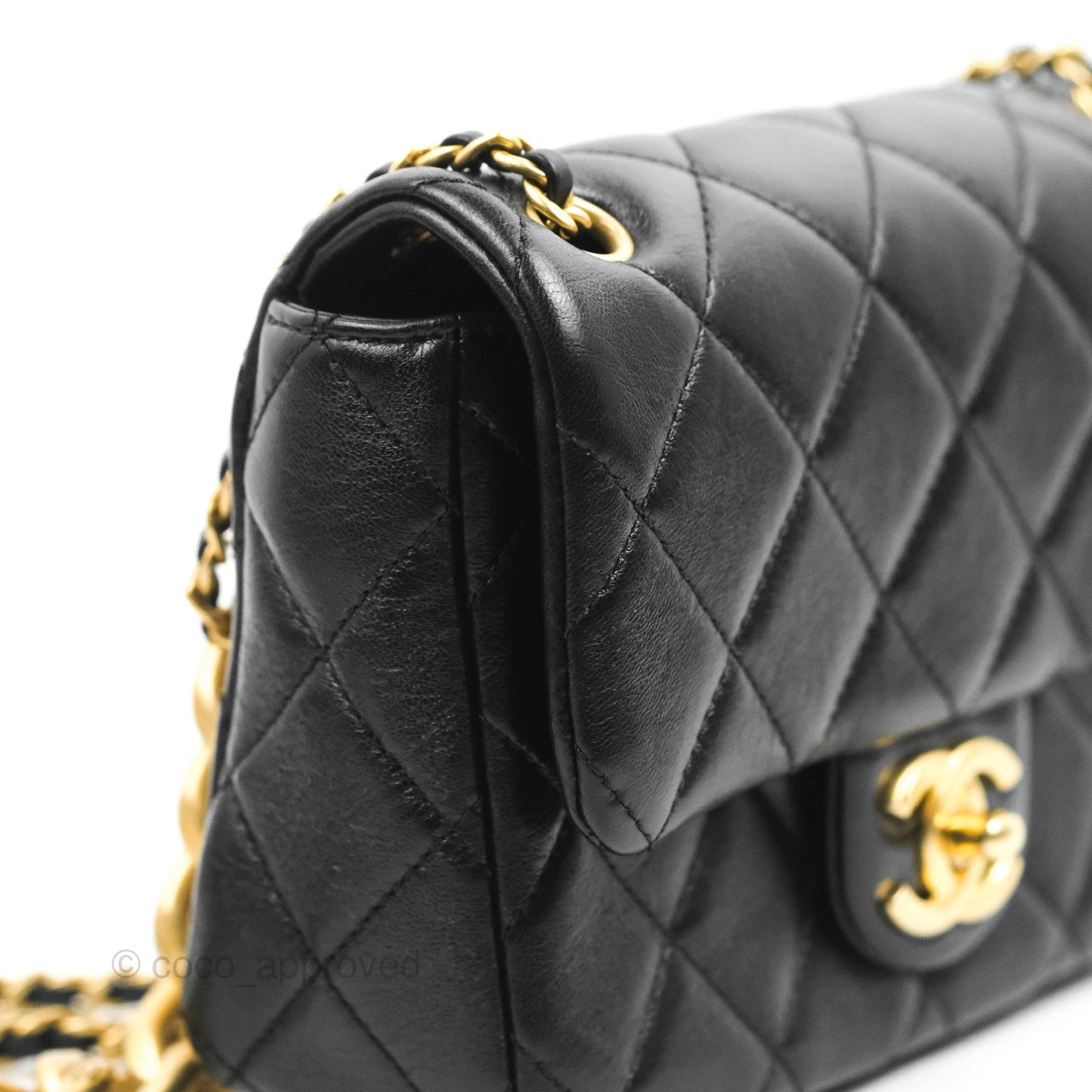 Chanel Flap Chain Bag Black Shiny Calfskin Aged Gold Hardware