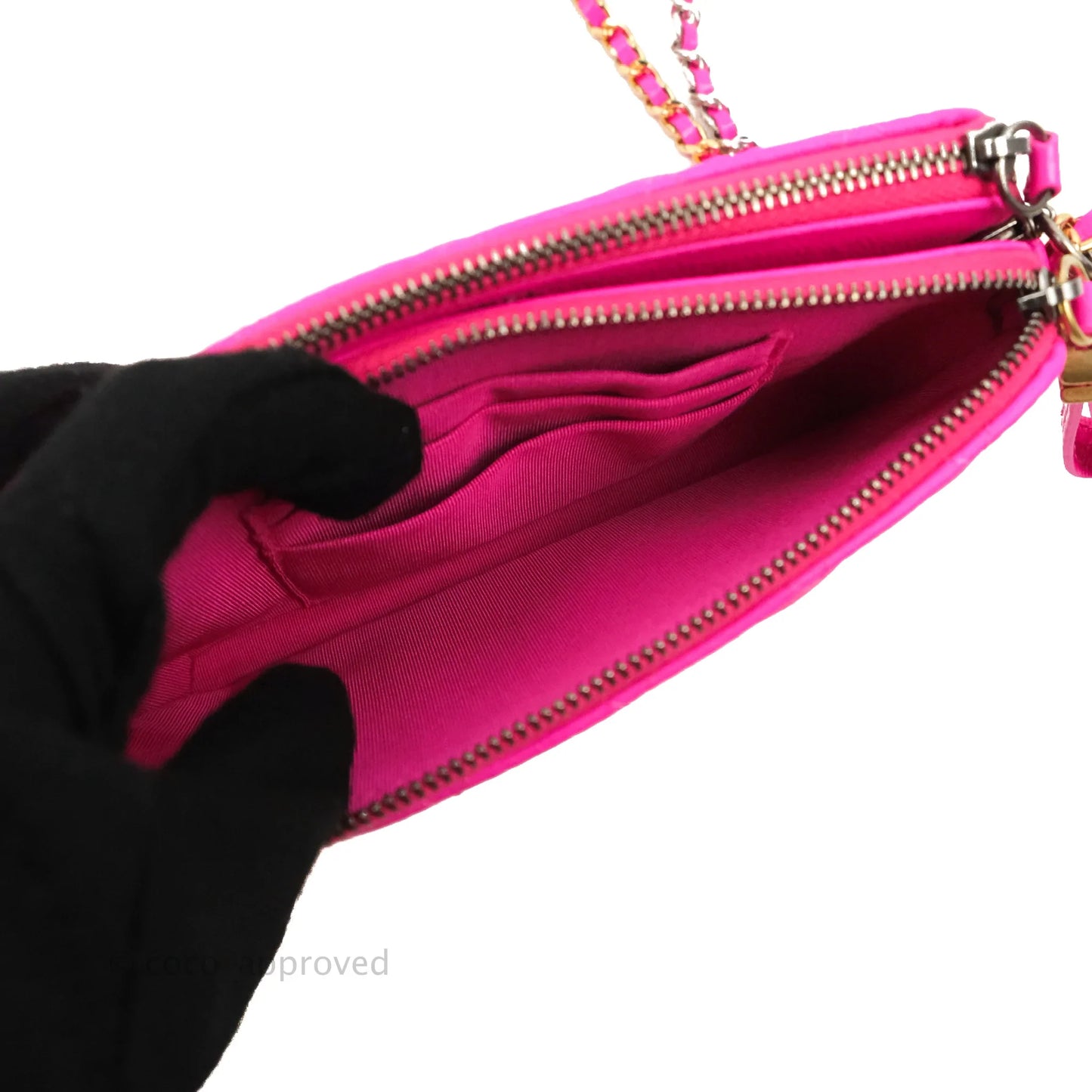Chanel Gabrielle Clutch With Chain Goatskin Neo Pink Mixed Hardware