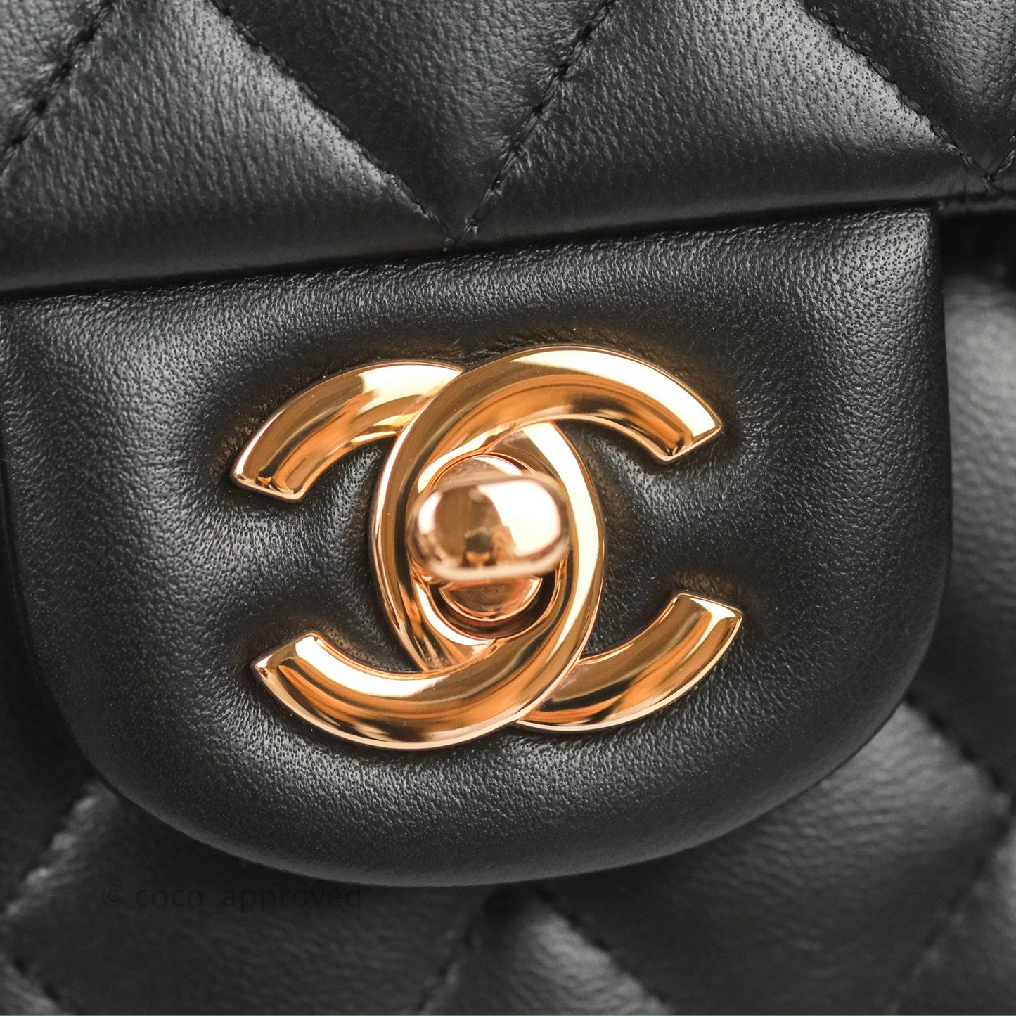 Chanel Classic M/L Medium Flap Black Lambskin Rose Pink-Gold Hardware
