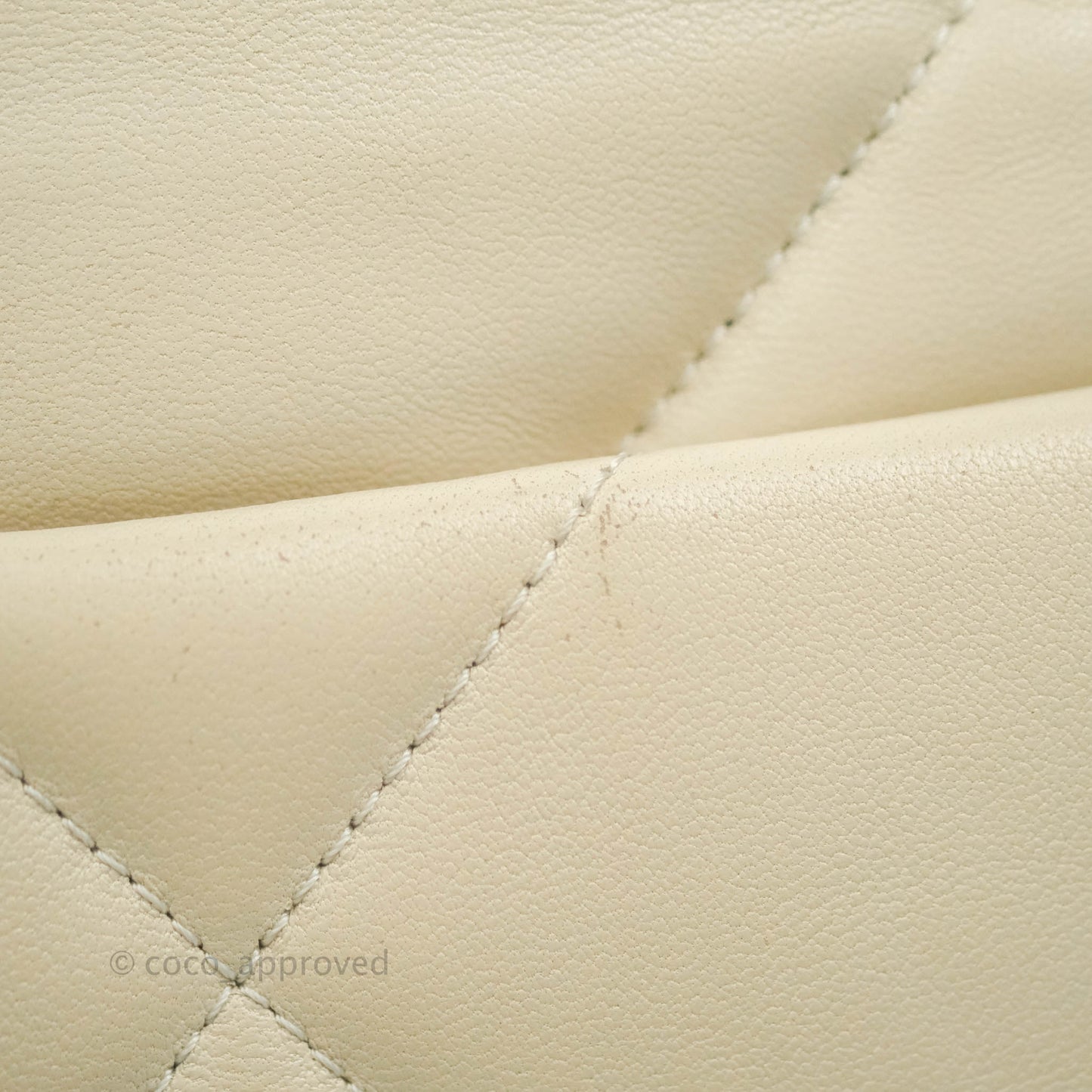 Chanel 19 Small Light Beige Lambskin Mixed Hardware 21C