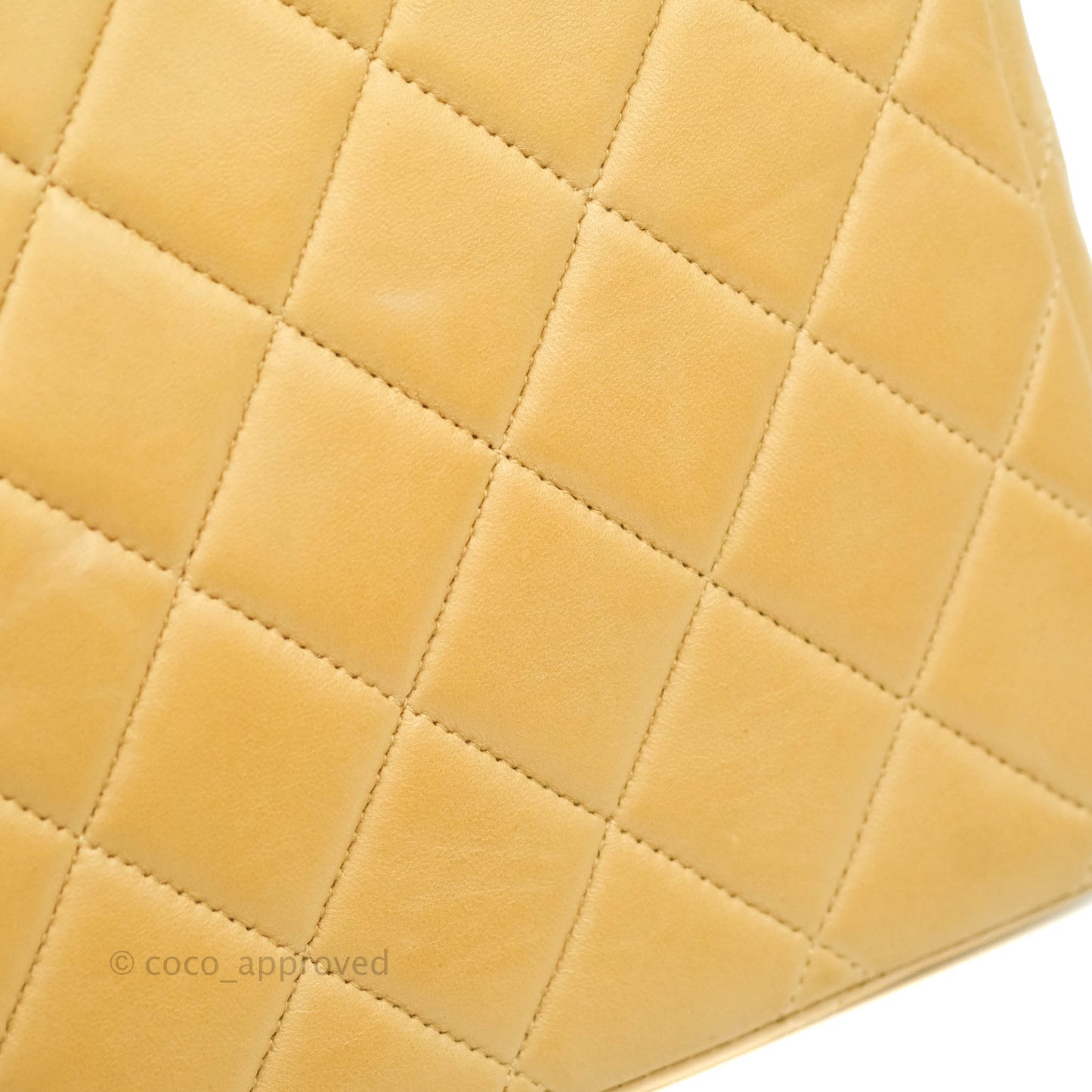 Chanel Classic Vintage Jumbo Single Flap Beige Lambskin Gold Hardware
