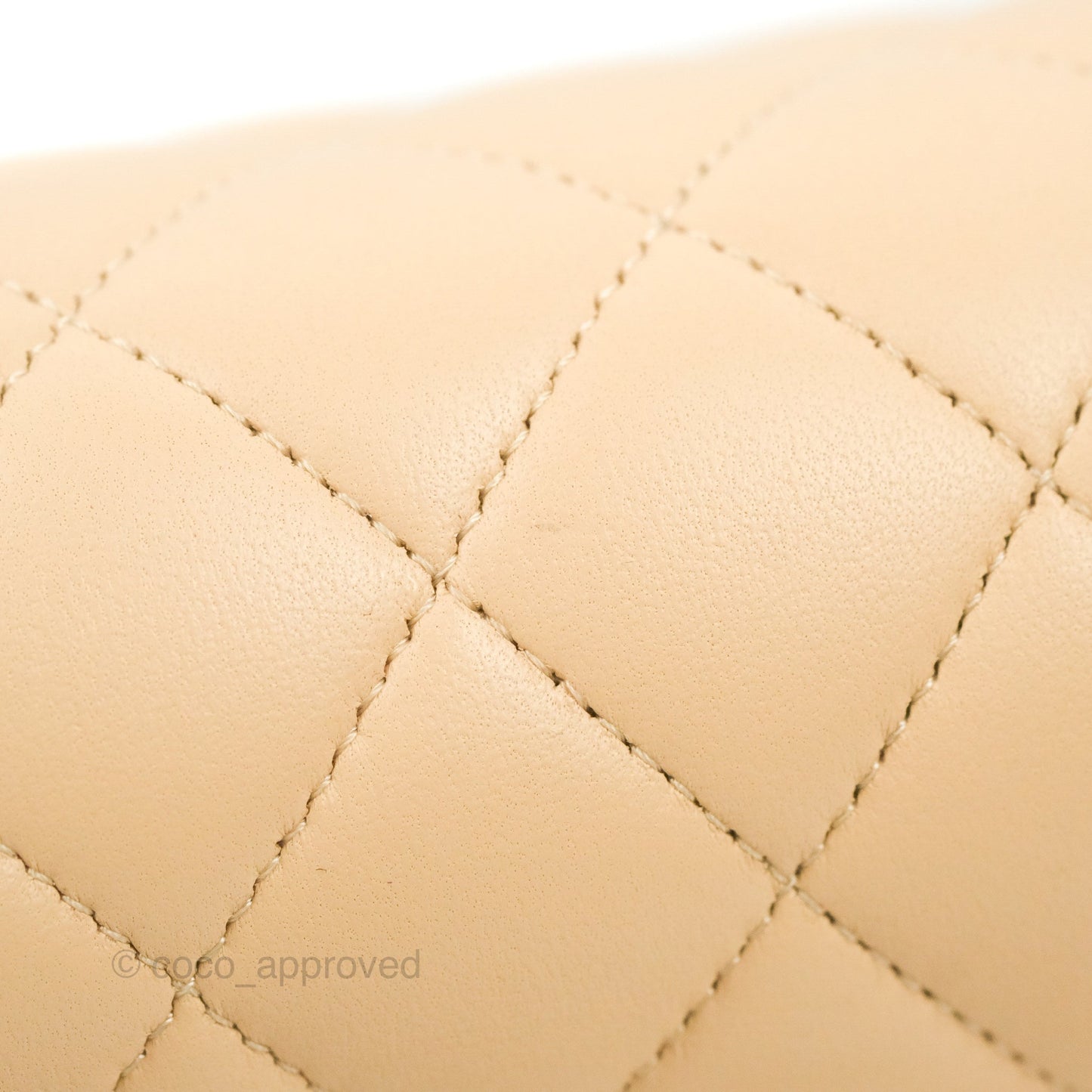 Chanel Classic M/L Medium Flap Quilted Beige Lambskin Gold Hardware