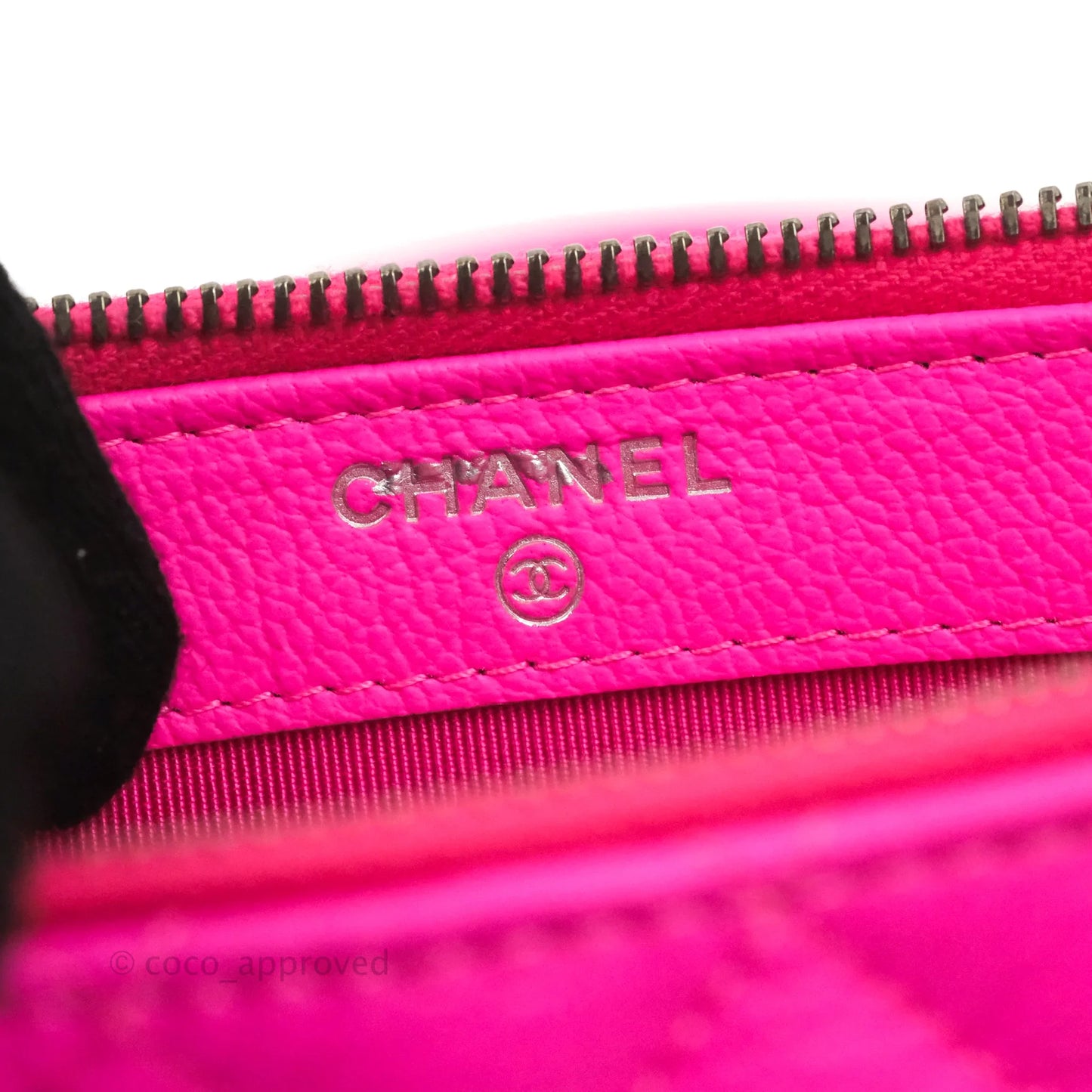 Chanel Gabrielle Clutch With Chain Goatskin Neo Pink Mixed Hardware