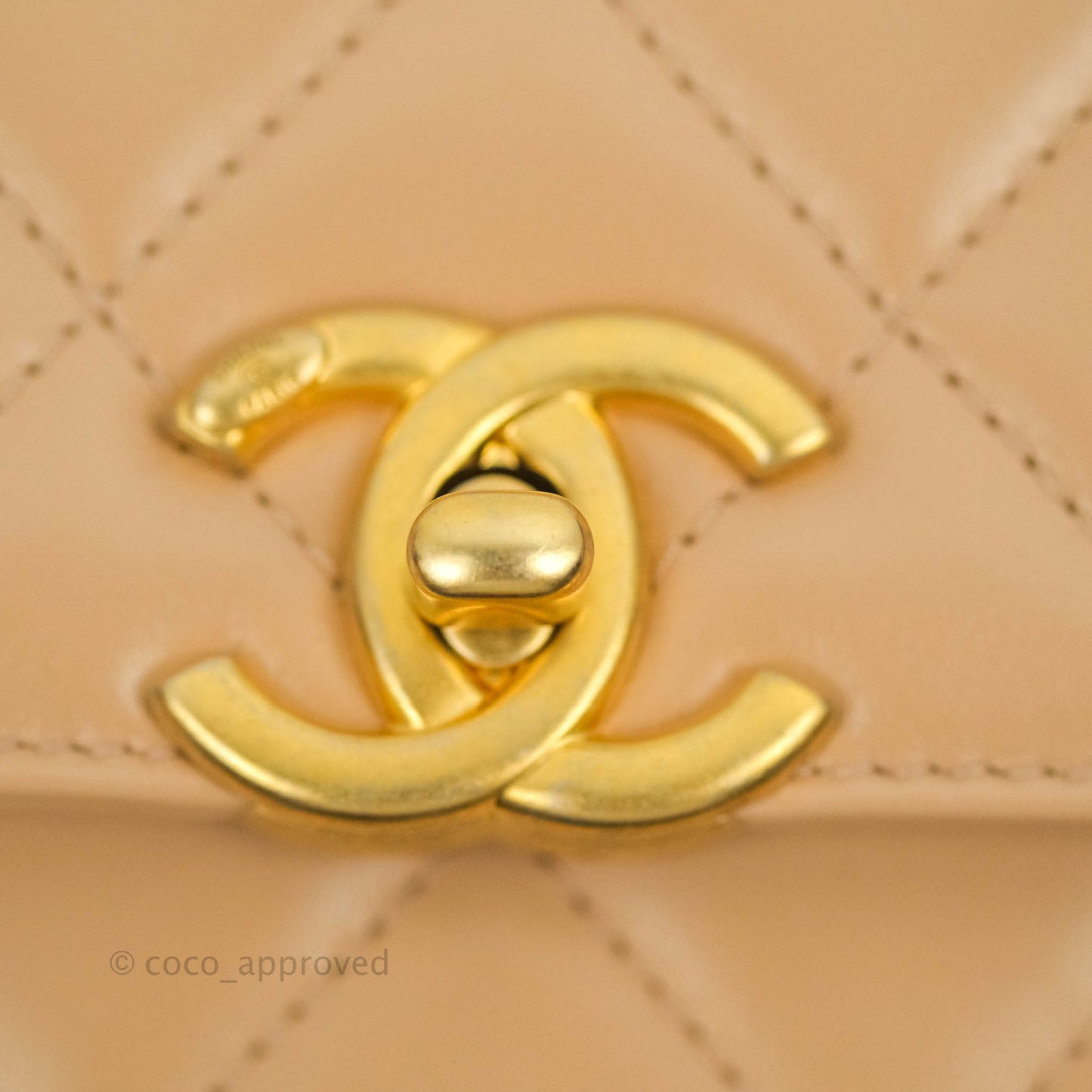 Chanel Quilted Mini Perfect Fit Adjustable Beige Calfskin Gold Hardware 21A