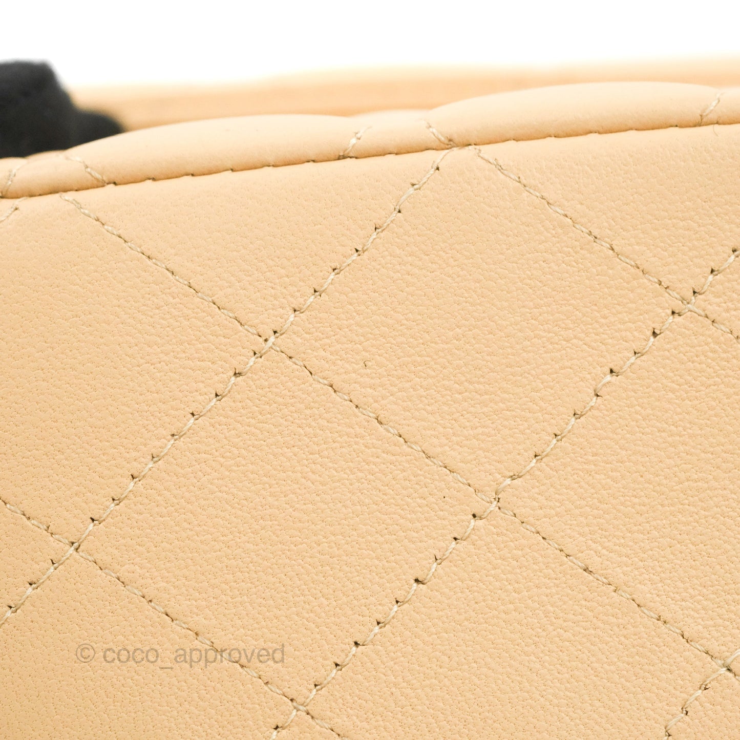 Chanel Classic M/L Medium Flap Quilted Beige Lambskin Gold Hardware