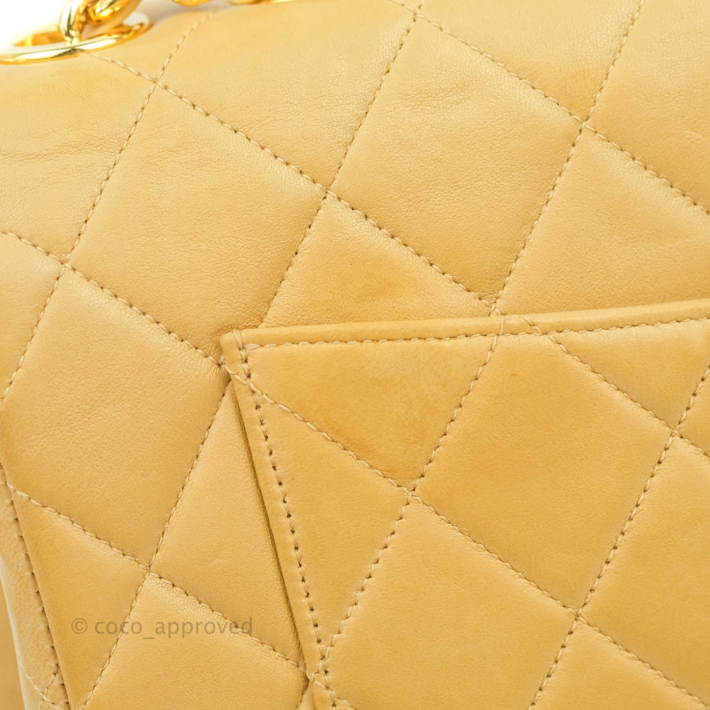Chanel Classic Vintage Jumbo Single Flap Beige Lambskin Gold Hardware