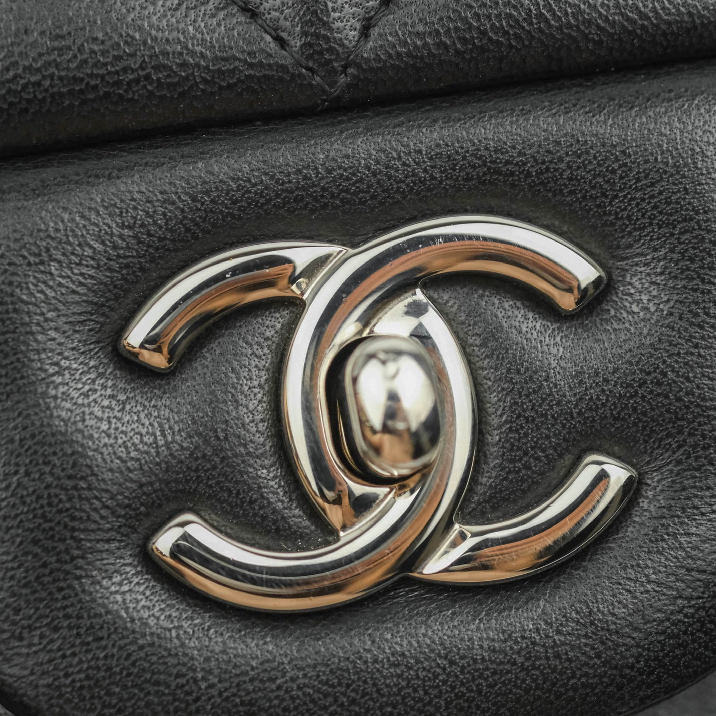 Chanel Jumbo Double Flap Black Lambskin Silver Hardware⁣⁣