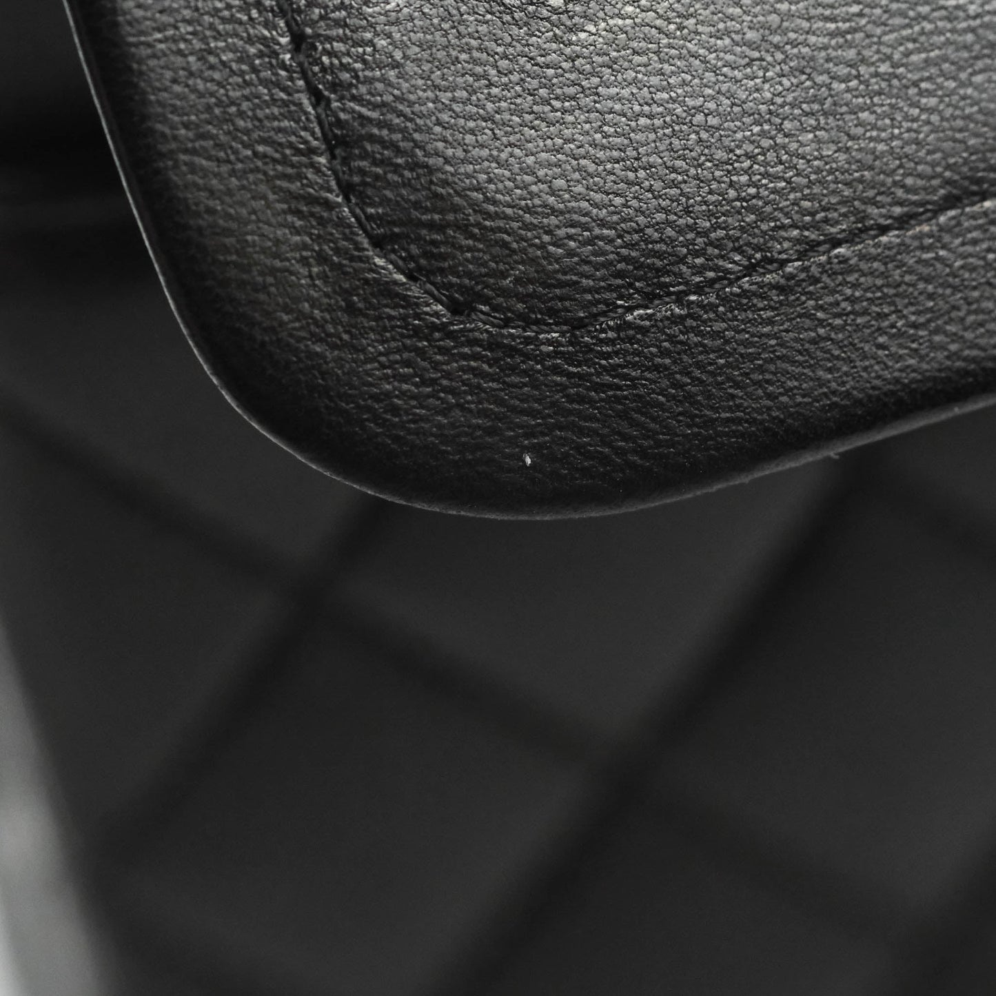 Chanel Classic M/L Medium Flap Quilted Black Lambskin Silver Hardware