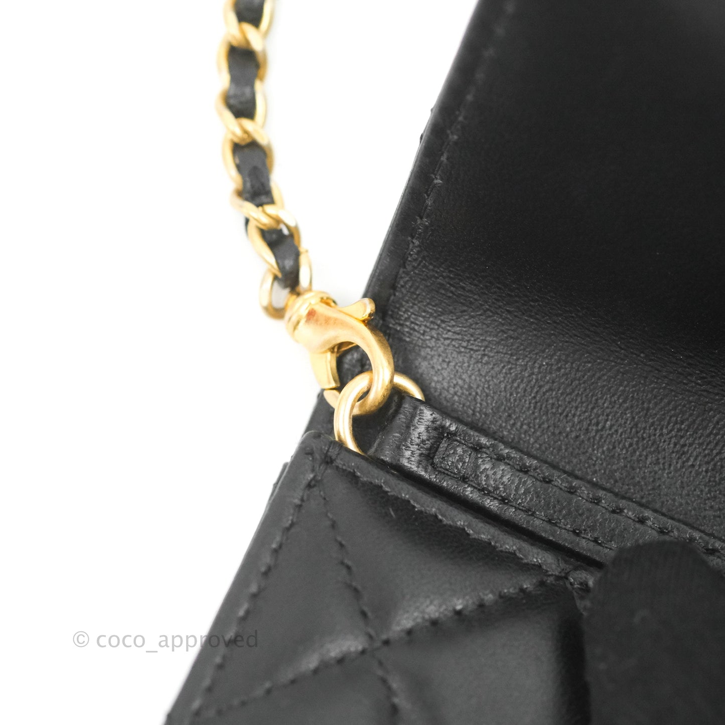 Chanel Pearl Crush Card Holder Black Lambskin Aged Gold Hardware