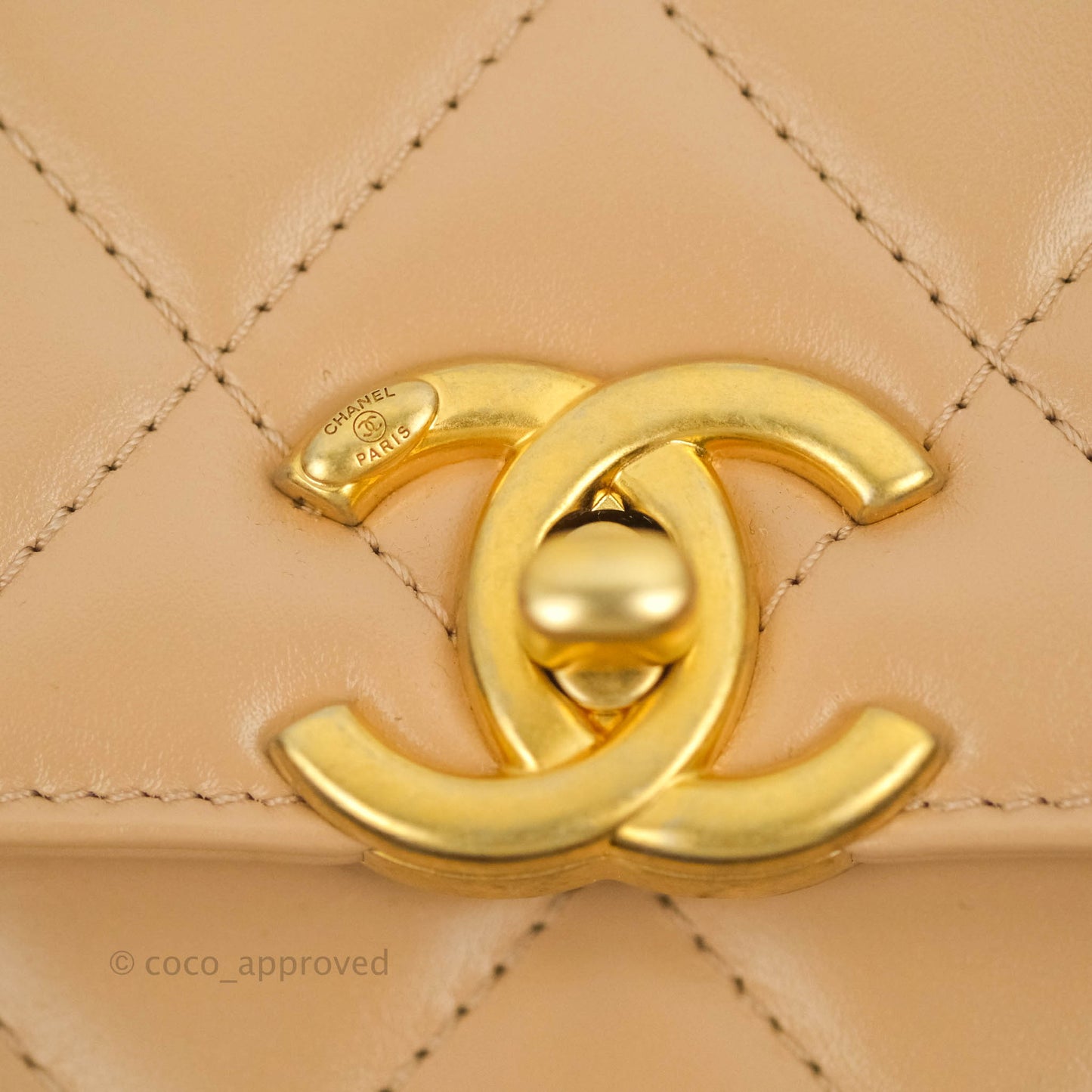 Chanel Quilted Mini Perfect Fit Adjustable Beige Calfskin Gold Hardware 21A
