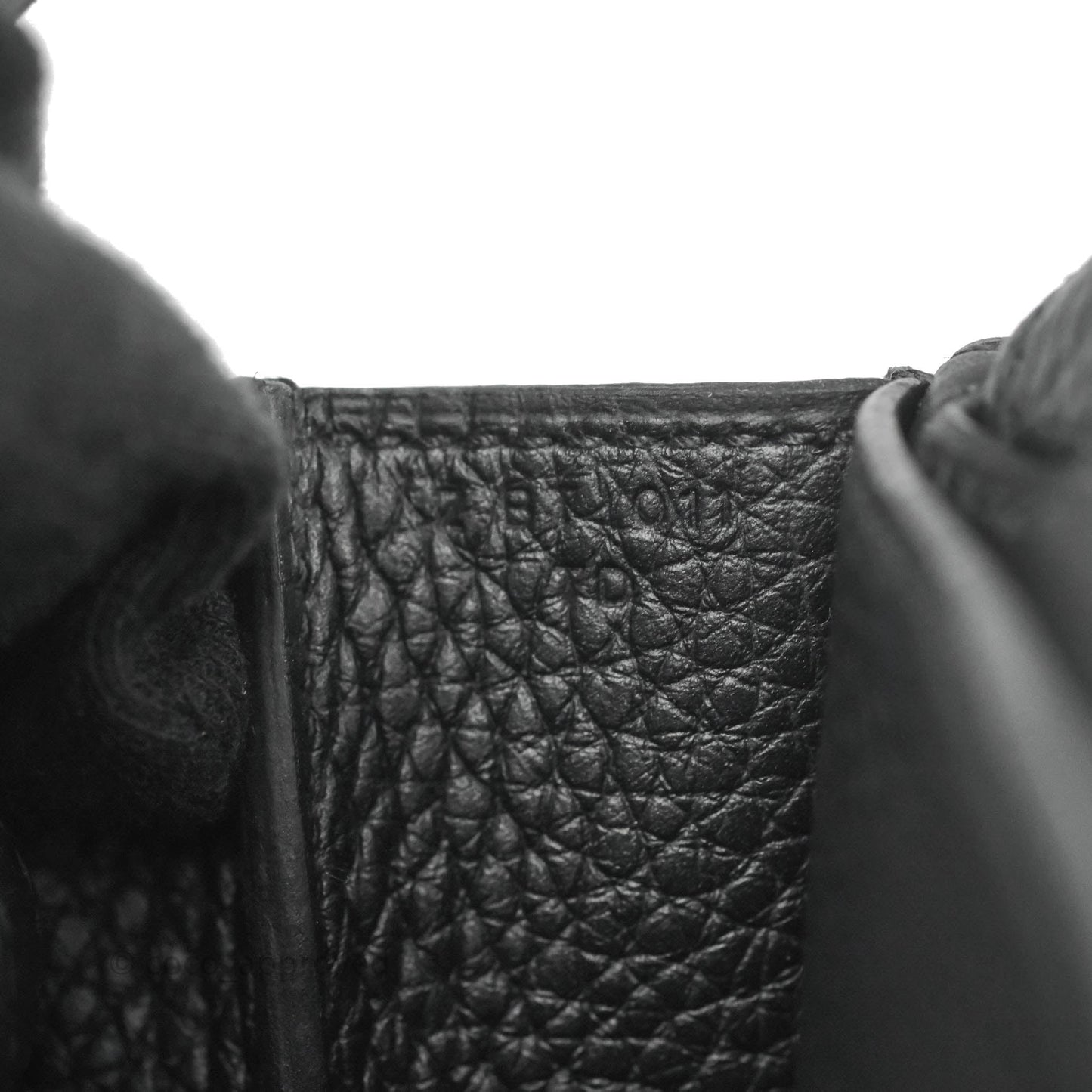 Hermès Halzan 25 Black Gold Hardware With Twilly