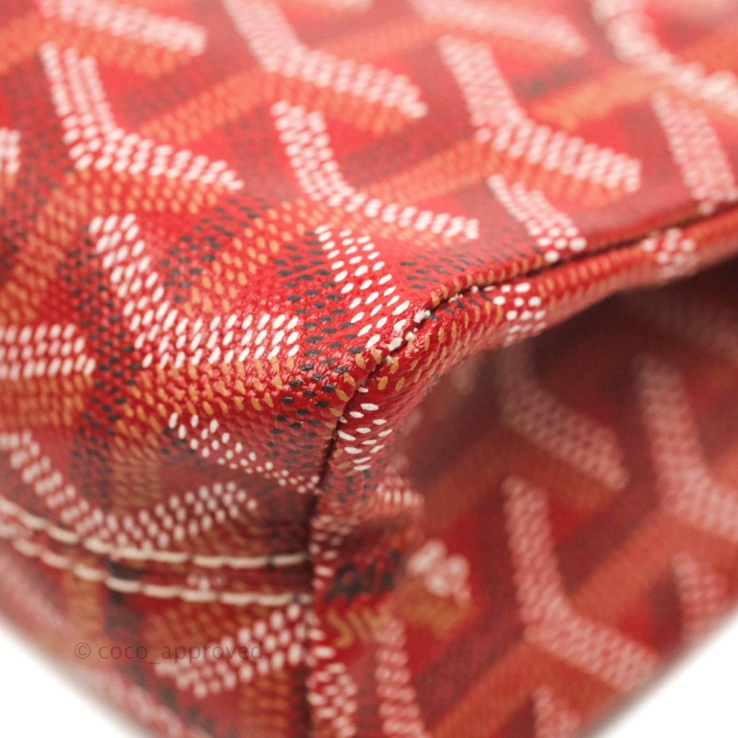 Goyard Goyardine Miroir Toiletry Bag PM Red