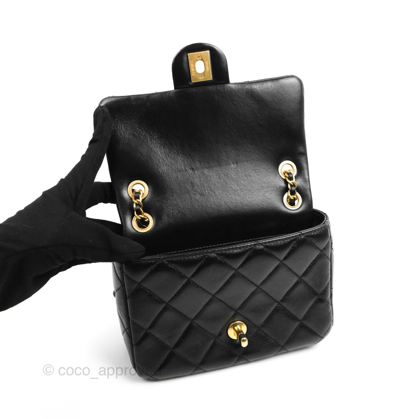 Chanel Flap Chain Bag Black Shiny Calfskin Aged Gold Hardware