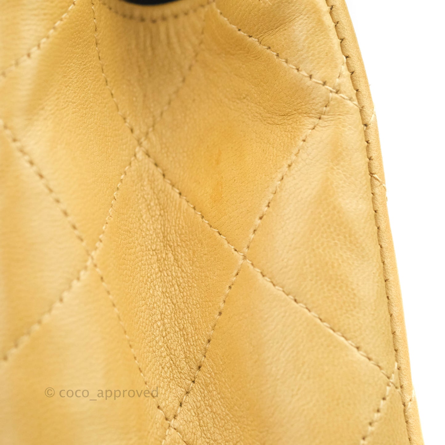Chanel Classic Vintage Jumbo Single Flap Beige Lambskin Gold Hardware