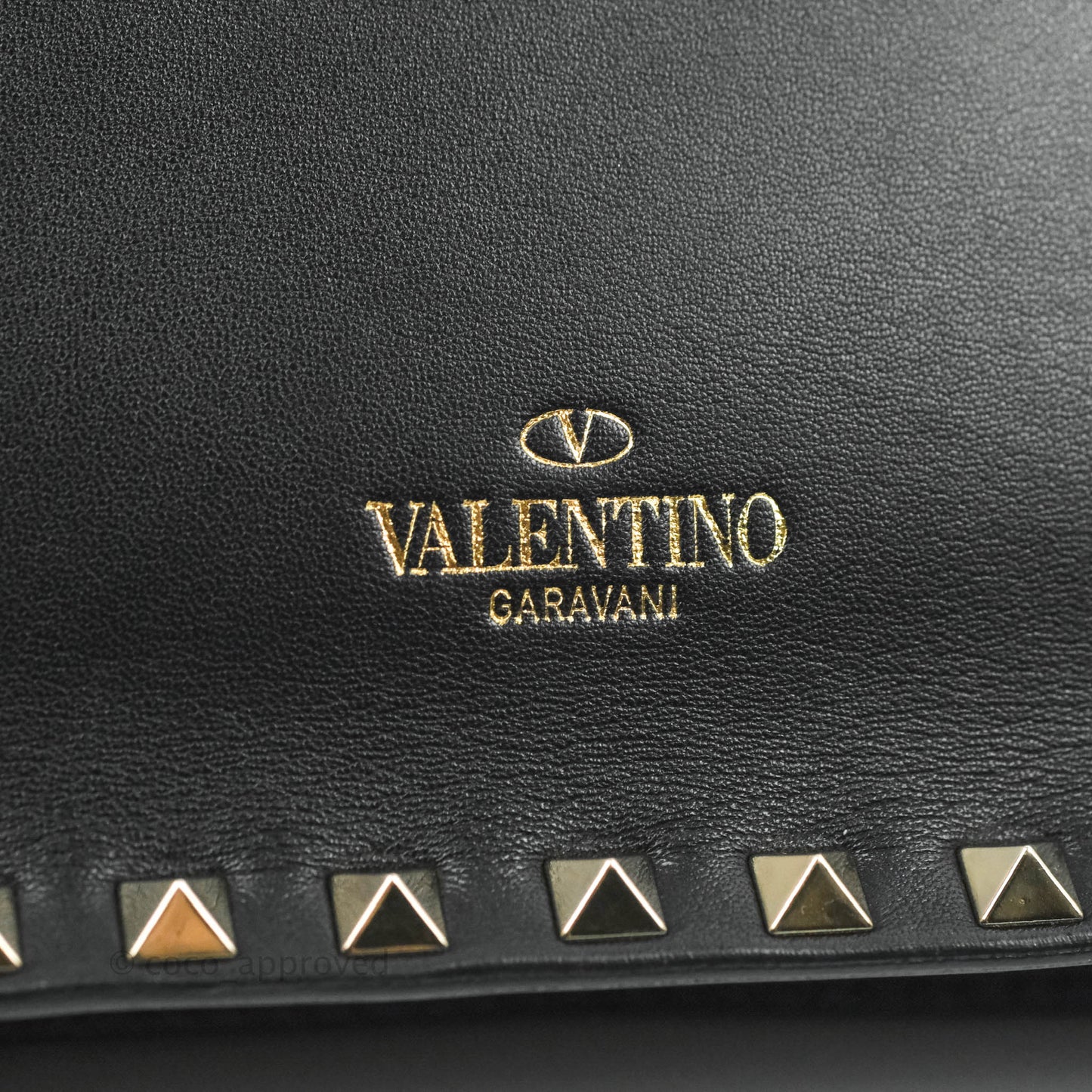 Valentino Nappa Rockstud Wristlet Clutch Black